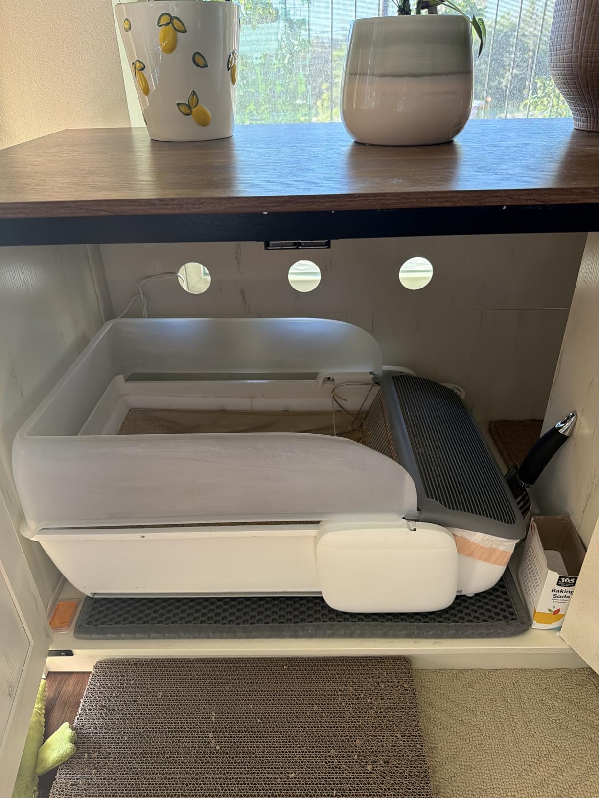 Cat Litter Box Enclosure, Hidden Litter Box Cabinet Furniture with Bell, Indoor Cats House, Farmhouse Style, 31.5 x 19.7 x 20.9Inches, for Hallway, Bedroom, Rustic Brown and White CB82414X customer photo 2