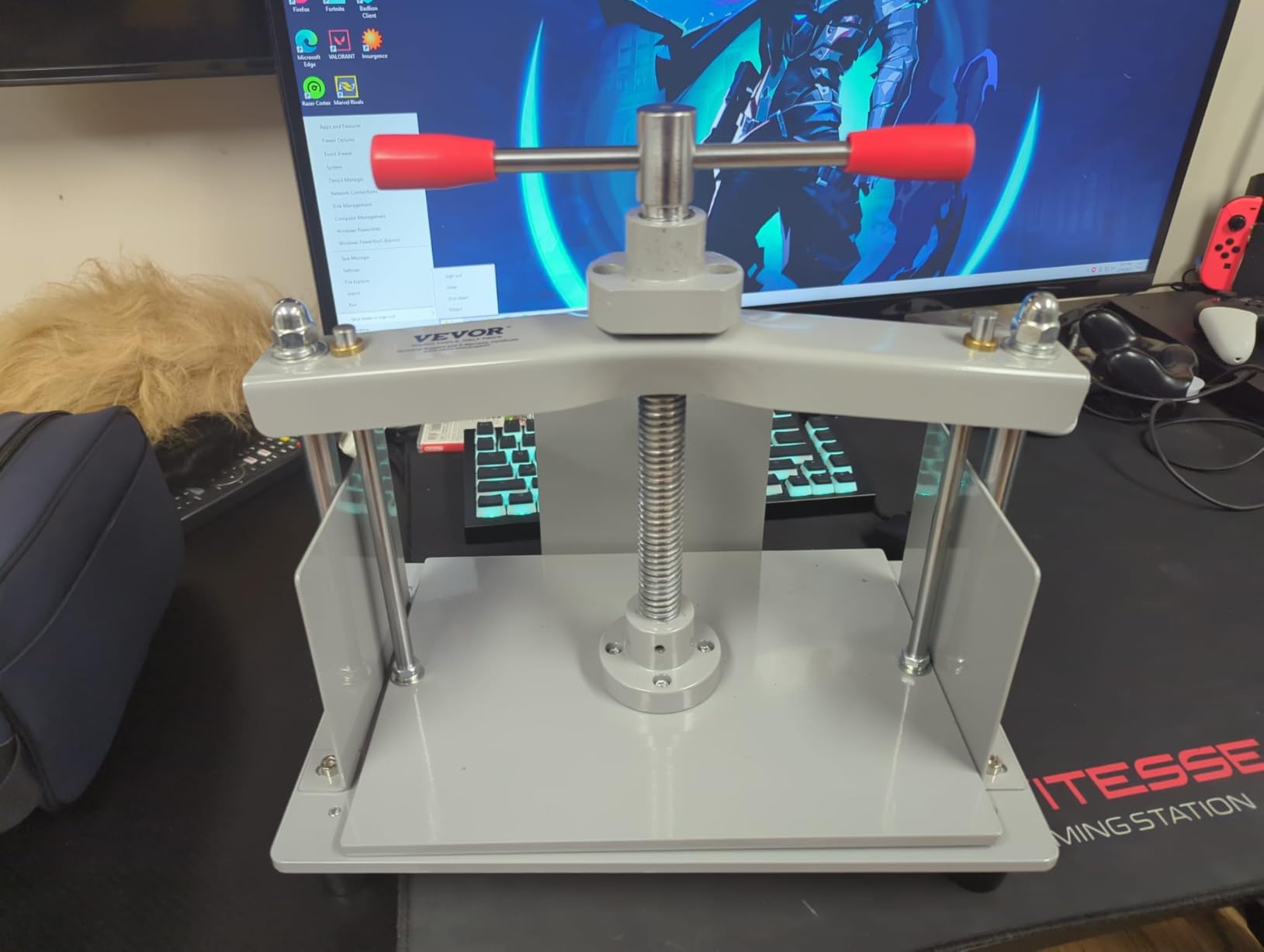 VEVOR Manual Paper Press Machine, 12x8.6 inch for A4 Sized Papers Flatting Machine, 10cm Thickness Steel Frame Manual Flat Paper Press customer photo 2