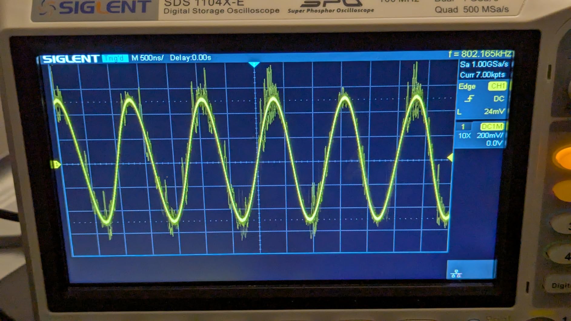 OWON Waveform Generator DGE1060, 60MHz Bandwidth, 300MSa/s Sampling Rate, 14 bits Vertical Resolution, 8K Waveform Length, 160 Built-in Arbitrary Waveforms customer photo 2