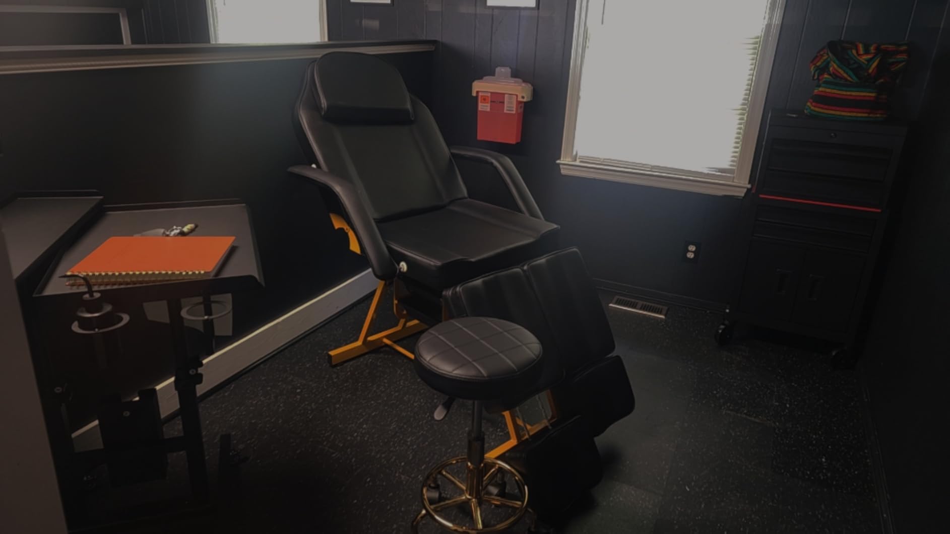 POARMEEY Premium Tattoo Salon Tray Adjustable Double Tier Tattoo Workstation with Wheels for Studio customer photo 1