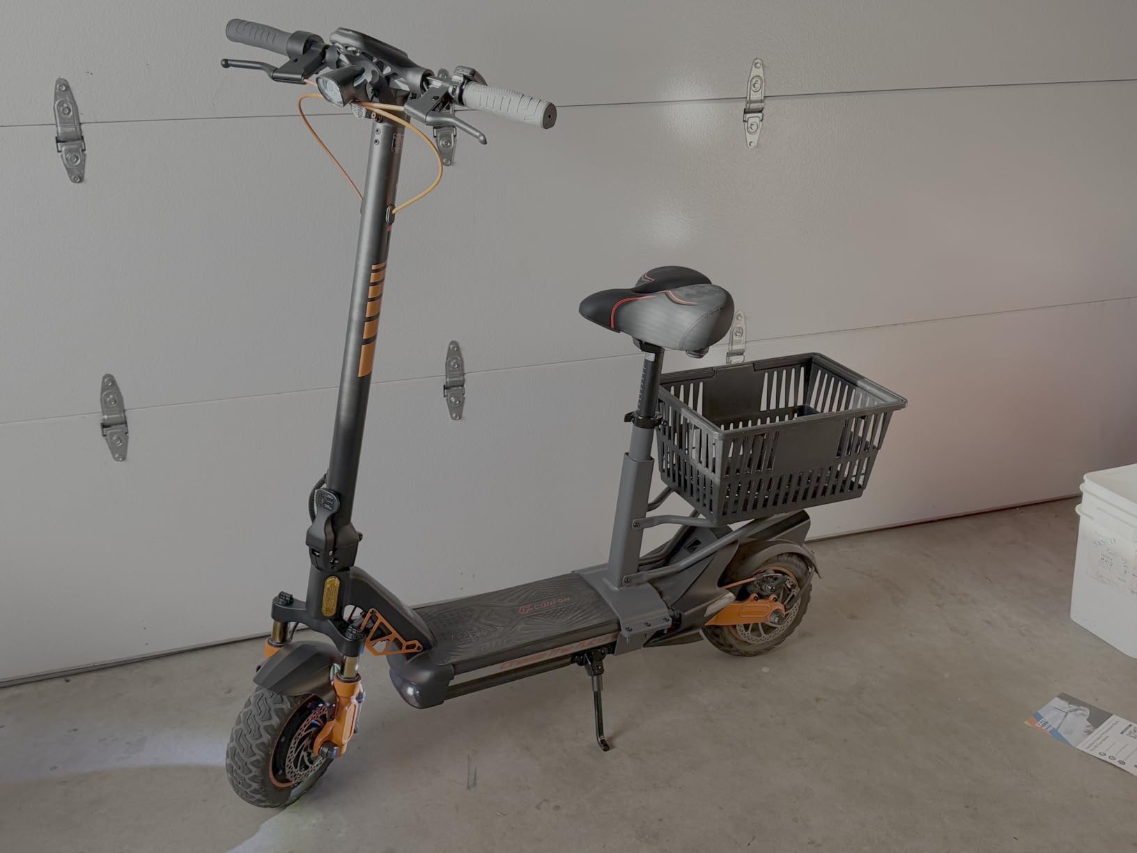 Electric Scooter Adult, 1600W*2 Dual Motor RZ1000, Up to 40-50 Miles Long Range/MAX Speed 31 Mph, 10.5'' Off Road Tires with 1152Wh Battery & Dual Suspension Commuting Fast Electric Scooter customer photo 1