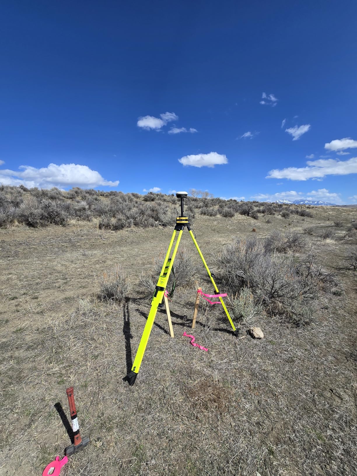 E1 Lite GNSS RTK Surveying Equipment, RTK GNSS GPS with IMU Rover & Base, GPS RTK Handheld Collector with Software, 1cm Accuracy, 1408 Channels, 60° Tilt Survey, 10-15km UHF Range customer photo 2