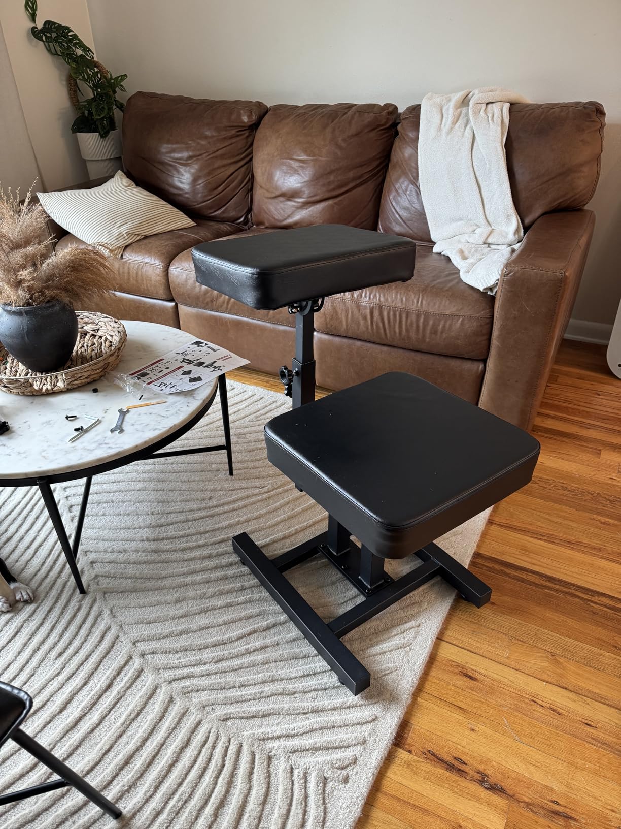 Tattoo Chairs with Adjustable Armrest & Back Support for Tattoo Artists and Client, Ergonomic Multiple Uses Chair, Tattoo Studio Furniture (with Wheels) customer photo 1