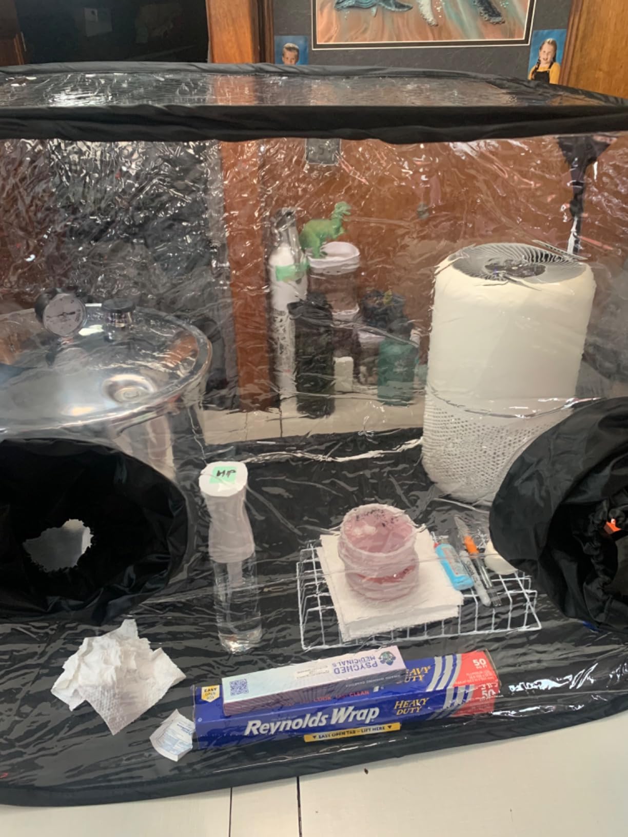 Large Still Air Box Mushroom Grow Tent - 38x20x25 Inch Clean Air Workstation, Sturdy Flow Hood for Grow Bags, Growers, and Home Scientists customer photo 1