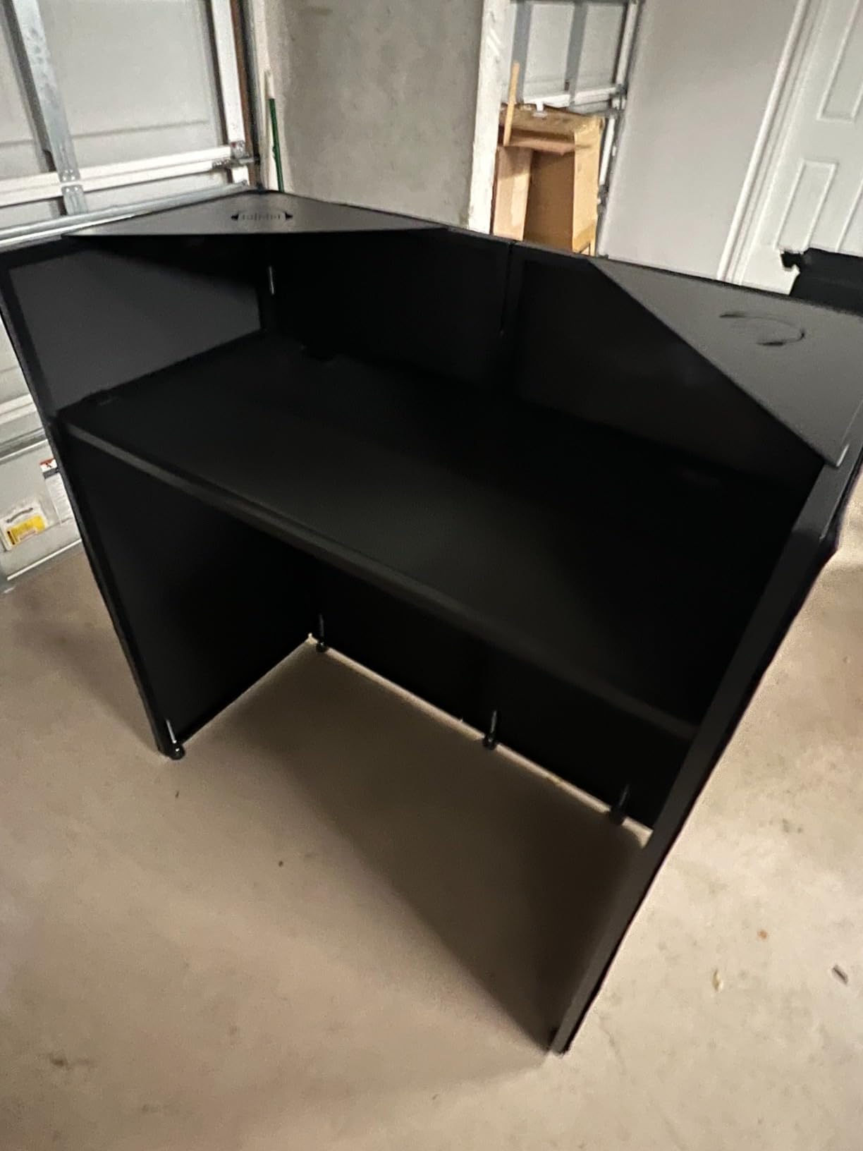 LUCKUP DJ Facade Booth 41