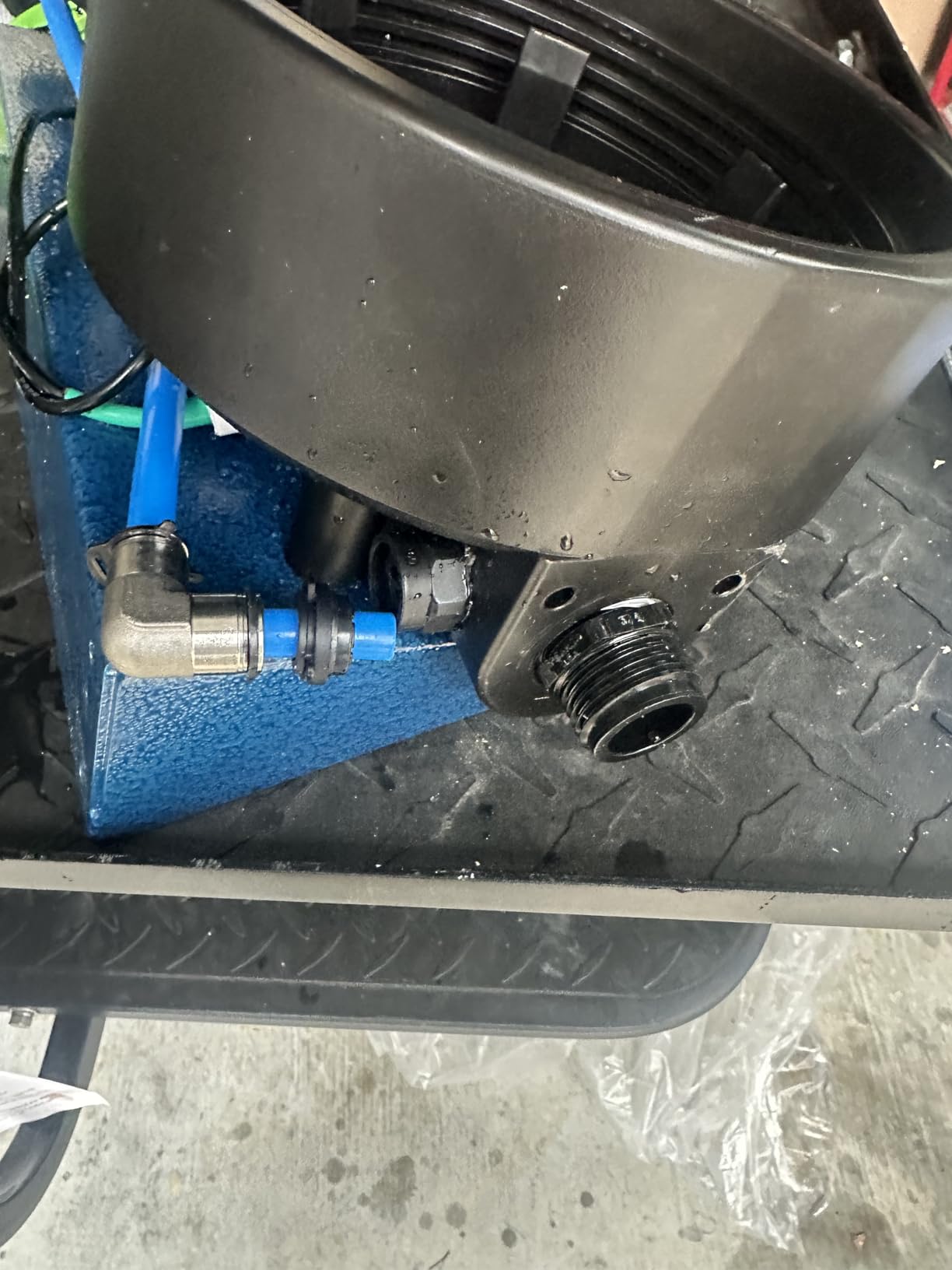 Spotless Water Systems - DIW-20B, W/Integrated Bypass | Simple Window, Solar Panel, RV & Car Wash System, Works for All Vehicles, Motorcycles, Bikes, Boats, Planes, Yachts, Towel Drying Eliminated customer photo 1