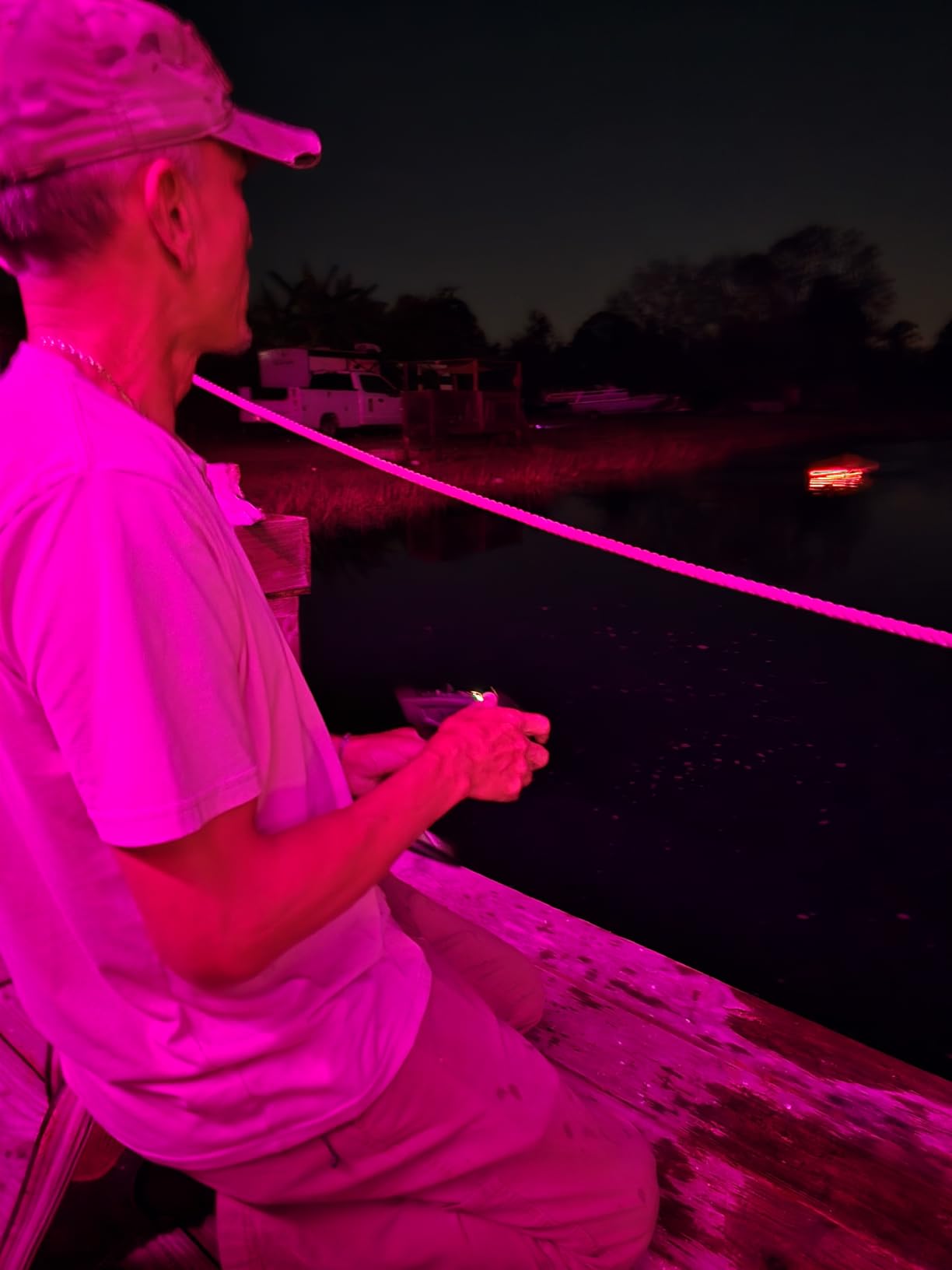 BEZGAR RC Boat, 18 inch Big Brushless Remote Control Boat for Adults and Kids, 55 KPH Large Fast RC Speed Boats with 2500mAh Battery customer photo 2