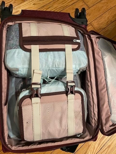 Travelpro Platinum Elite Softside Expandable Carry on Luggage, 8 Wheel Spinner Suitcase, USB Port, Suiter, Men and Women, Dark Blue, Carry On 21-Inch customer photo 2