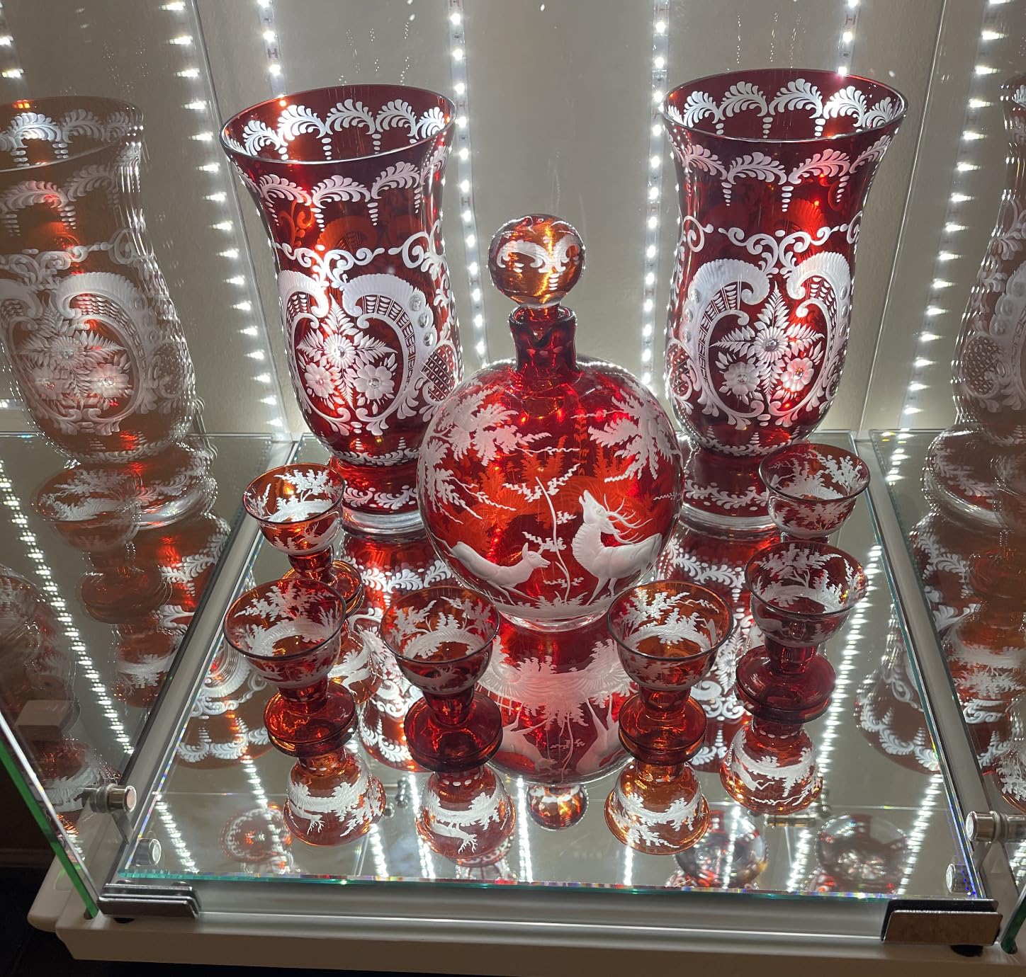 VIVOHOME 2 Layers 15.7''W x 15.7''D x 31.9''H Glass Display Cabinet Showcase Countertop with Lock, Tempered Glass 25mm MDF Base customer photo 2