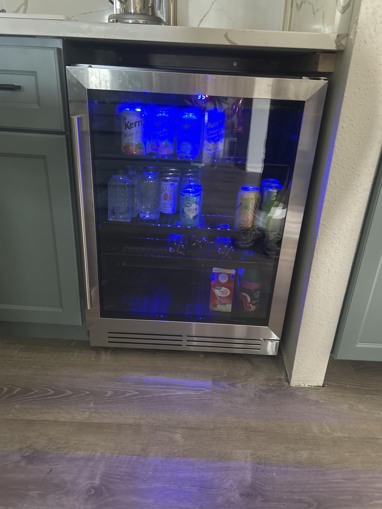 Yeego Beverage Refrigerator & Drink Fridge - 24 inch 180 Cans Beer Cooler Glass Door, 34-54℉ Under Counter customer photo 1