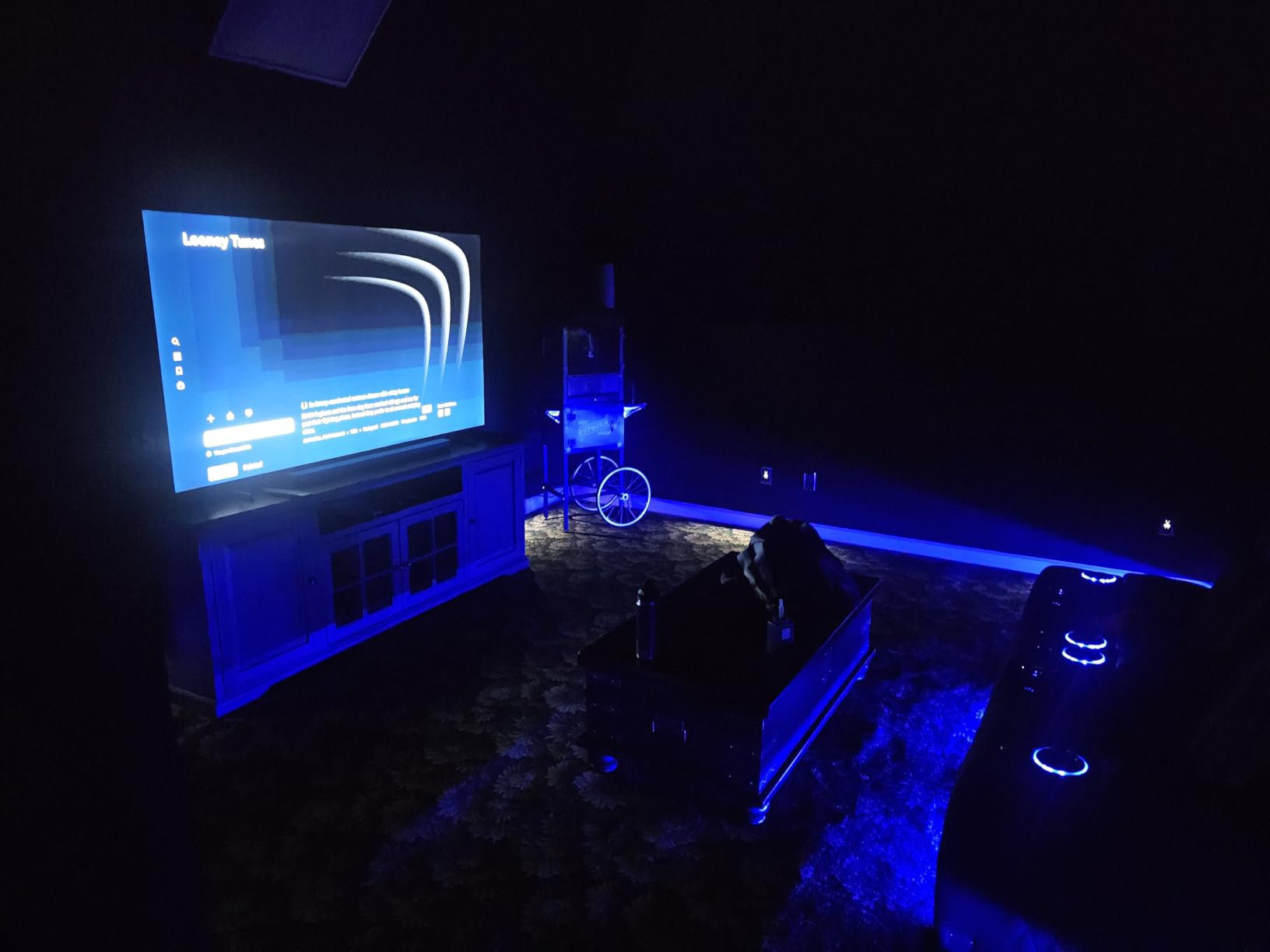 comfiroom Top Grain Leather Home Theater Seating, Classic Series Game Seats Movie Recliner Theater Chairs Recliner Sofa with Type-C Charger Bedroom Sofa Chair for Living Room (Brown, Row of 1) customer photo 2