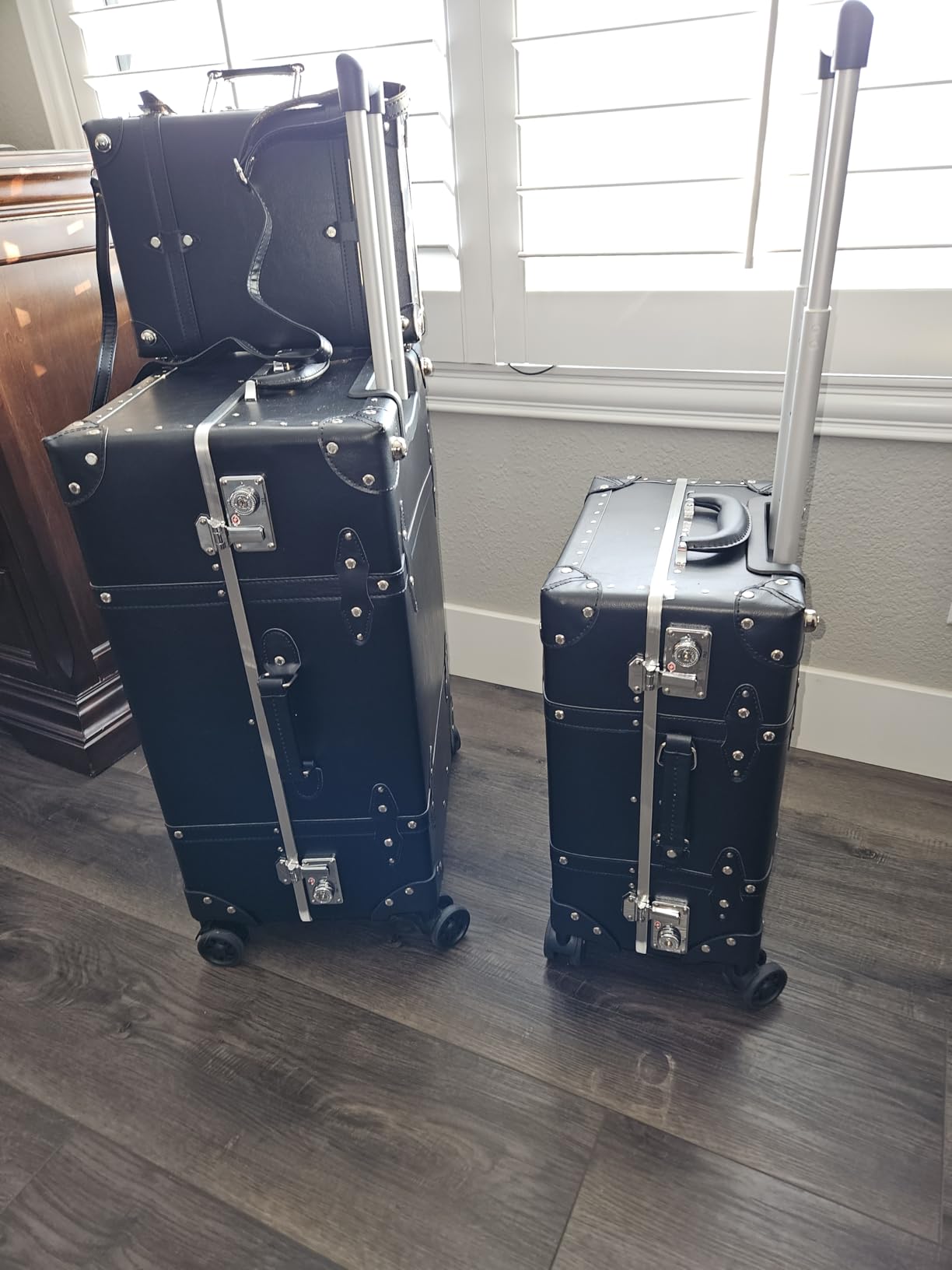 Vintage PU Leather Luggage Set, Retro Trunk Suitcase with Wide Aluminum Frame, TSA Key Locks and Smooth 360° Spinner Wheels (Signature Black, 12