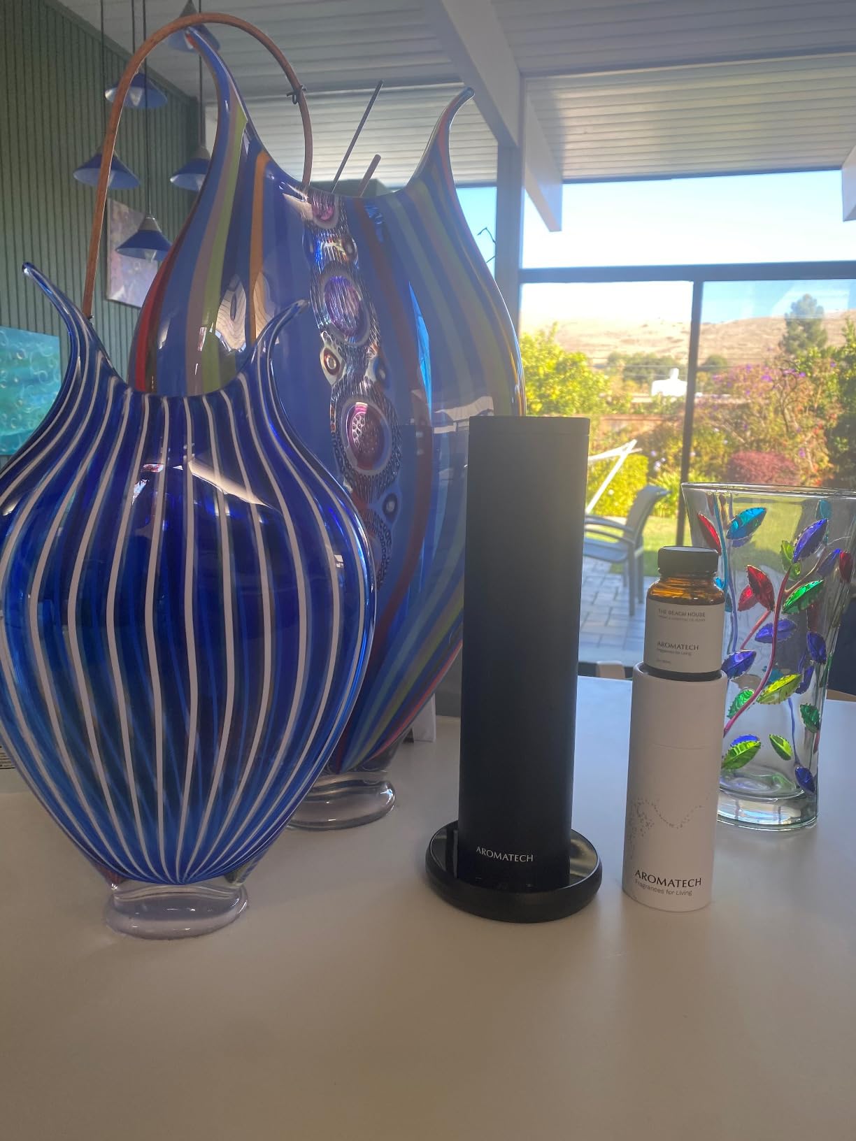 AromaTech New AroMini BT Plus Scent Diffuser w/Bluetooth - Cold-Air Diffusion Scent Machine for Home, Office, Hotel, Spa - Nebulizing Diffusion System for Essential Oil Blends (Silver) customer photo 2