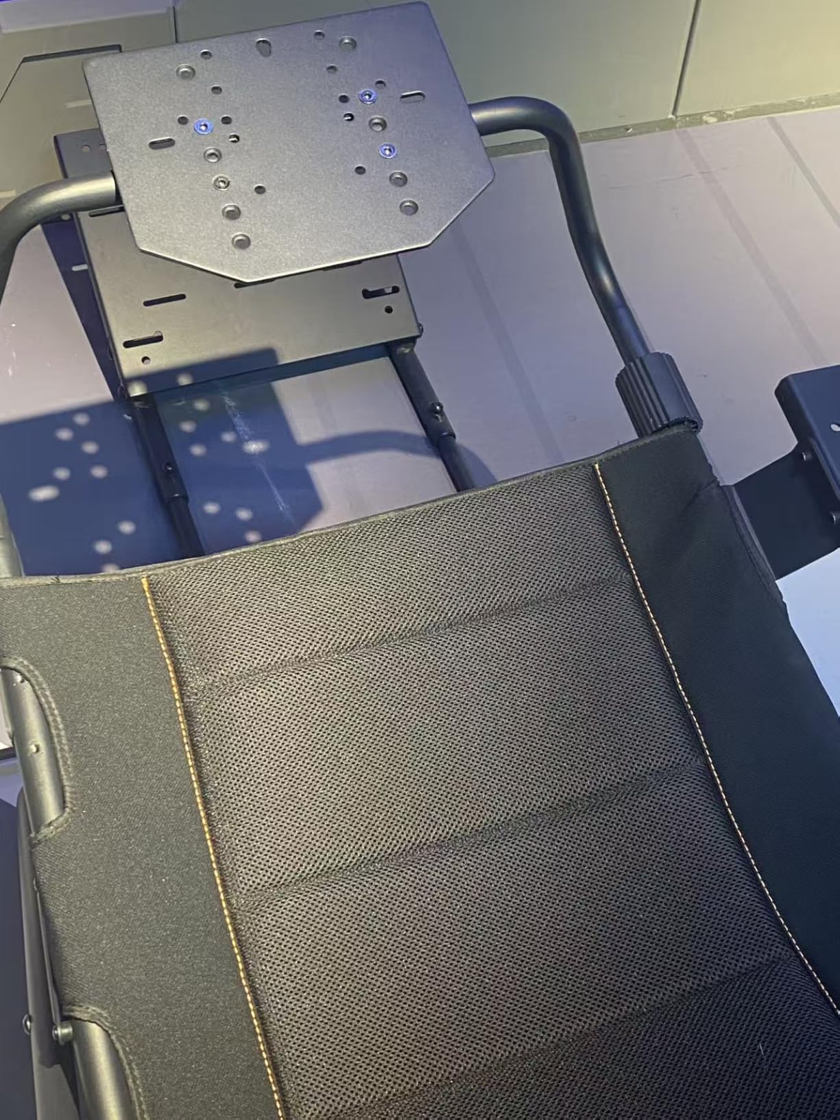 ARES WING Foldable Racing Simulator Cockpit with Seat customer photo 1