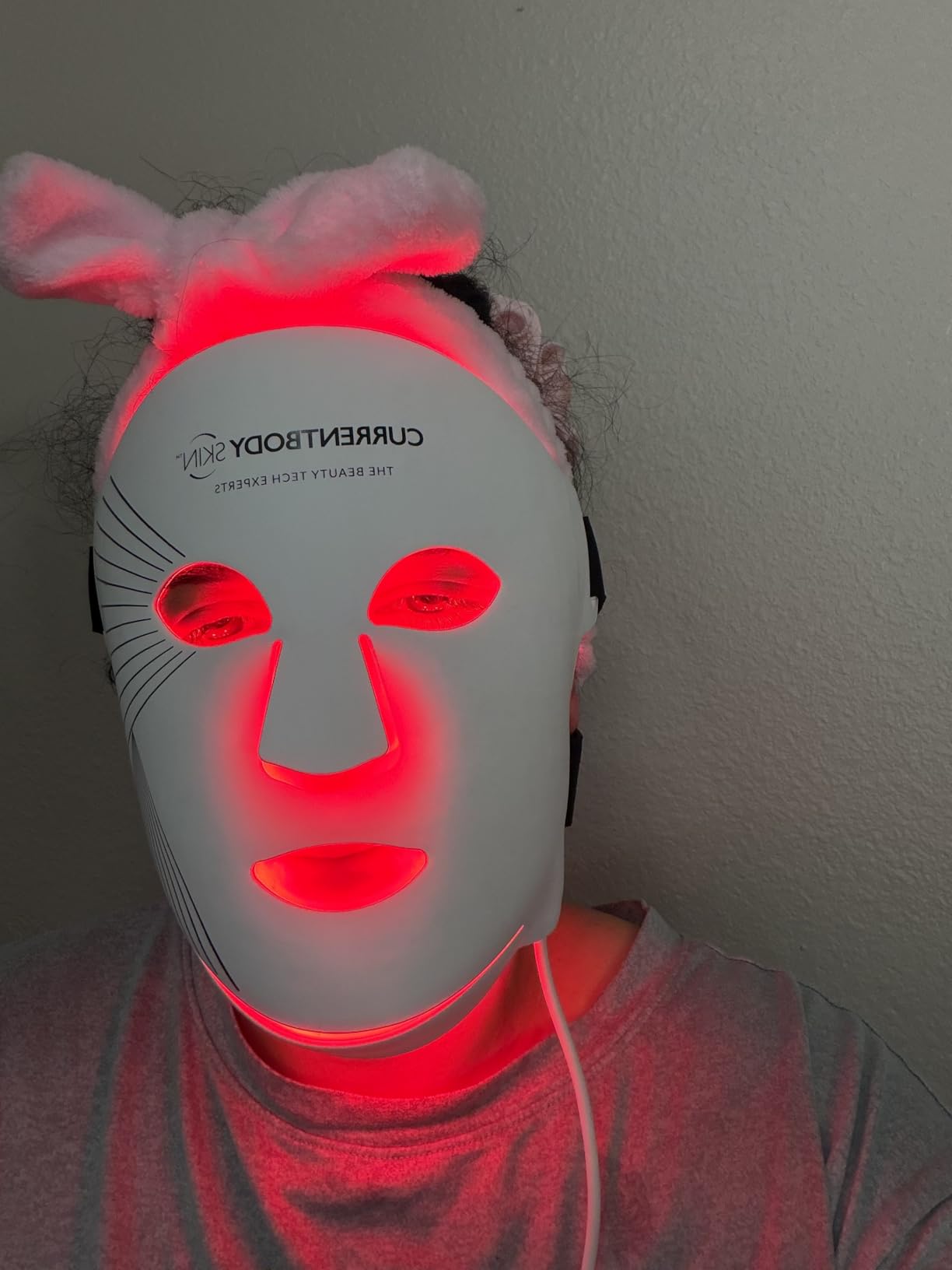CurrentBody Skin LED Light Therapy Mask: Series 2 - Professional Grade Red Light Therapy for Face customer photo 2