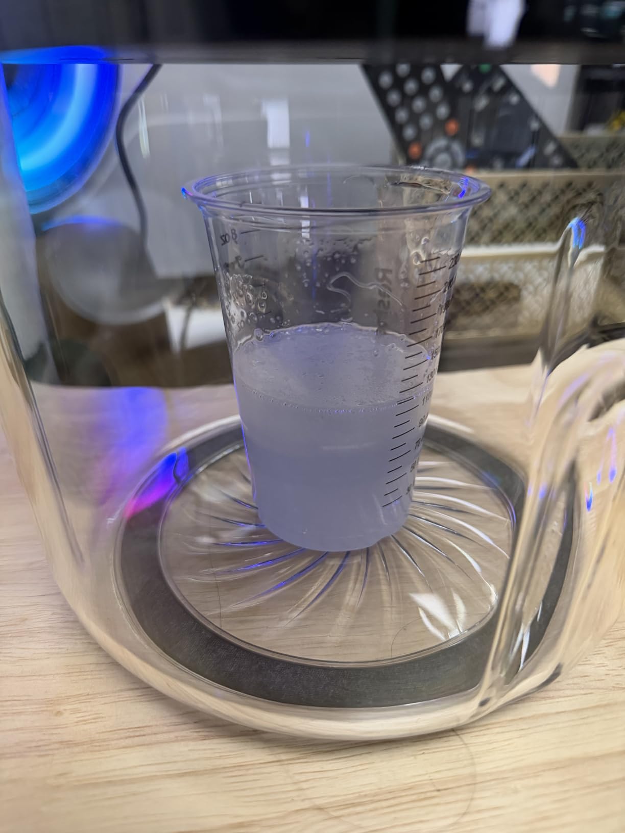 Resiners Resin Bubble Remover Airless Pro, 3 Min Remove 99.99% Bubbles, 99kPa Vacuum Chamber (20L/min), 3.2L Big Capacity for All Epoxy, UV Resin, Silicone, Art Crafts, Jewelry Making (Patented) customer photo 2