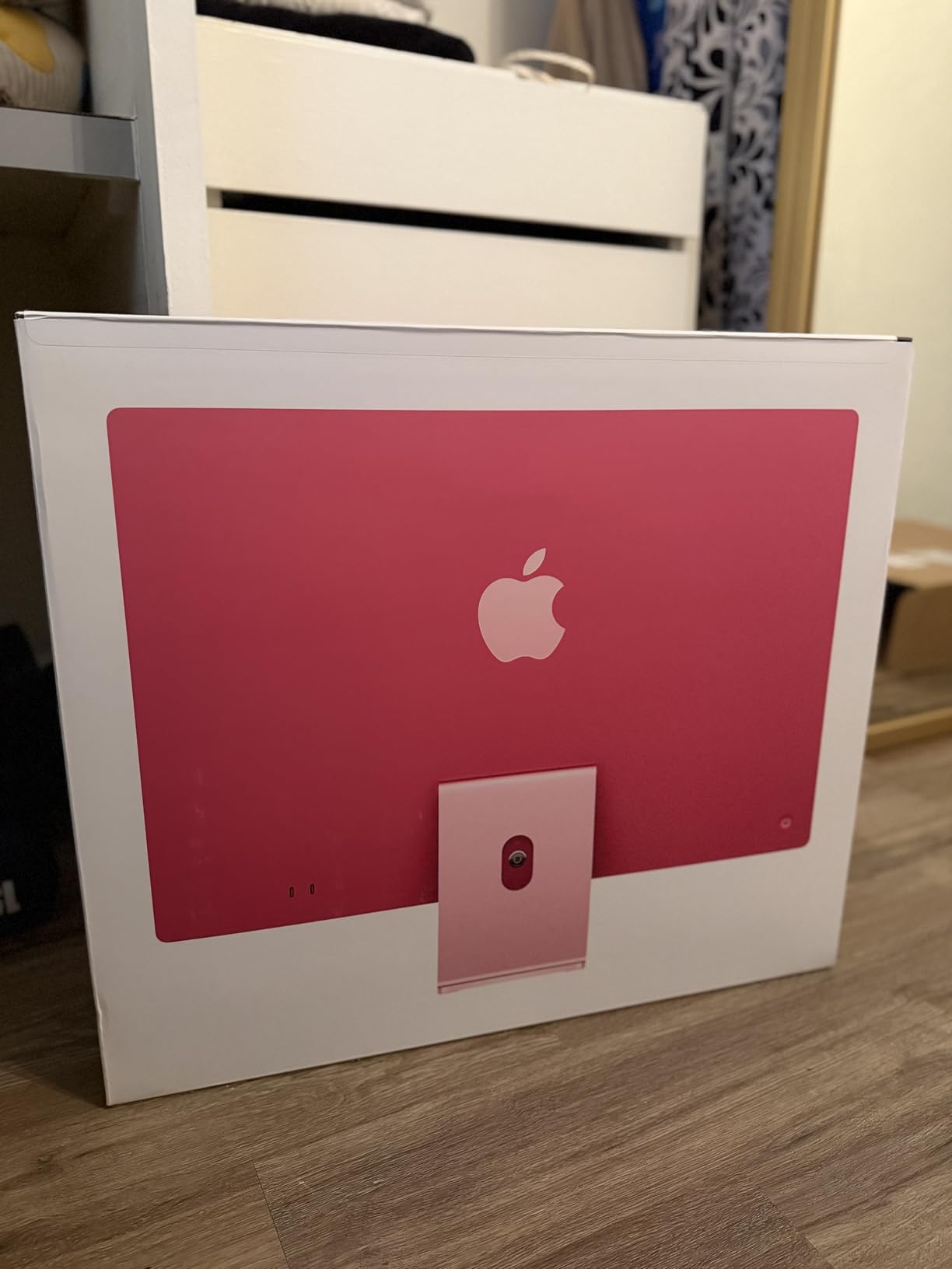 2024 iMac All-in-One Desktop Computer with M4 chip with 8-core CPU and 8-core GPU: Built for Apple Intelligence, 24-inch Retina Display, 16GB Unified Memory, 256GB SSD Storage; Blue customer photo 1