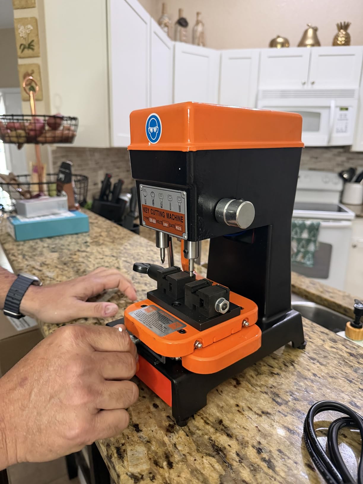 120W 60Hz Cutter Cutting Machine Manual Duplicator Copy Machine Vertical Copy Drill Machines with Copper Core Adjustable Motor Speed for Cutting Metal Objects 110V-220V customer photo 3