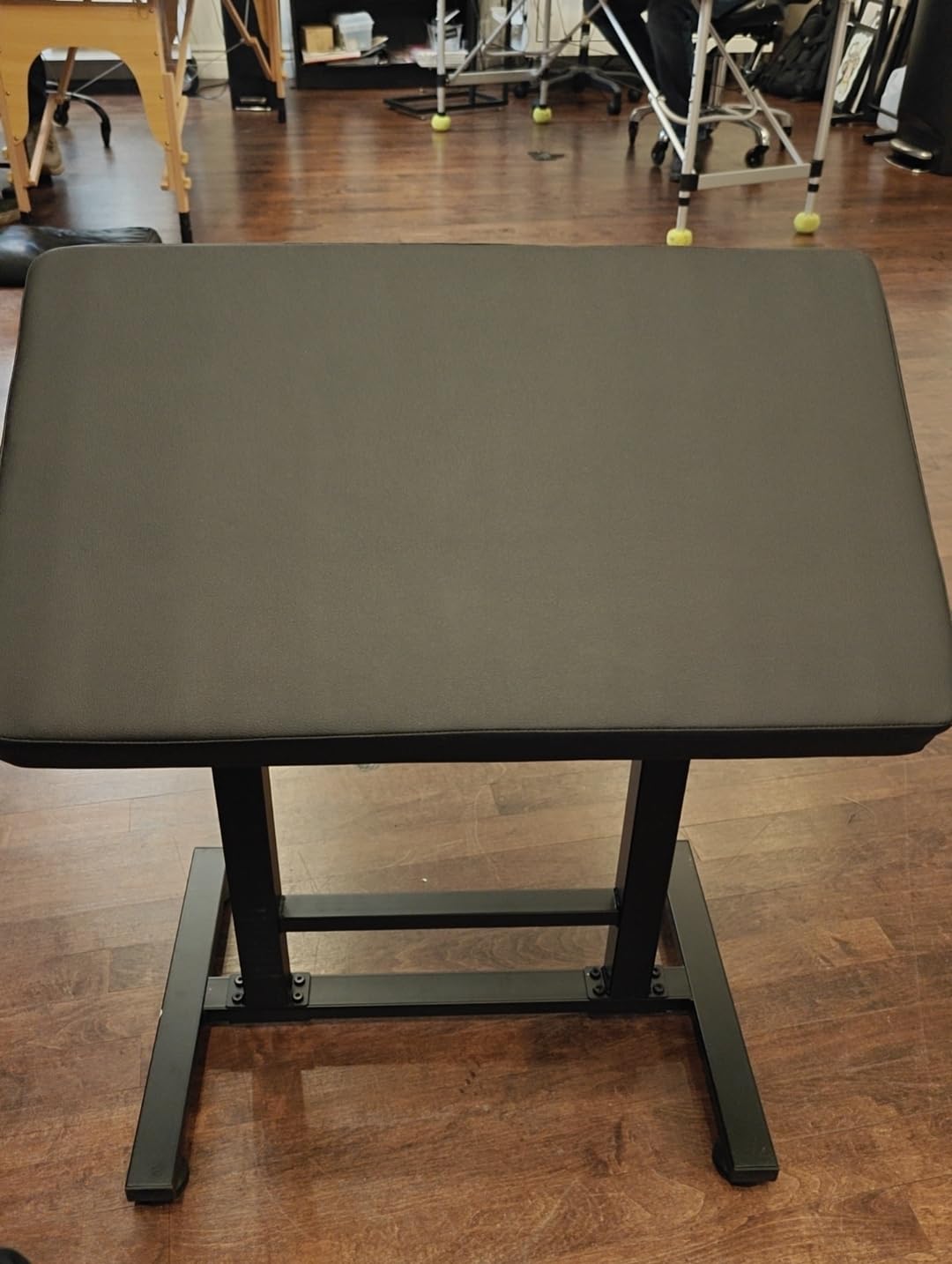 POARMEEY Tattoo Armrest XXL Height Adjustable Oversized Tattoo Arm Rest for Tattoo Supplies customer photo 1