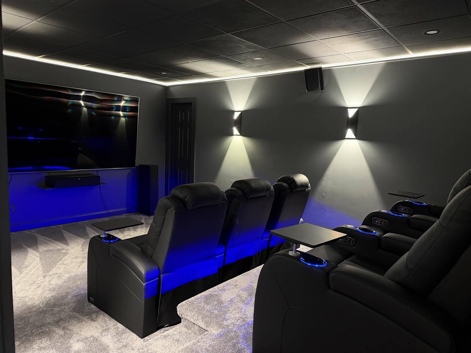 comfiroom Leather Home Theater Seating, Simple Style Dual Power Electric Headrest Game Seats Leather Movie Theater Chairs Recliner Sofa with Type-C USB Charger (Grey, Row of 4) customer photo 2