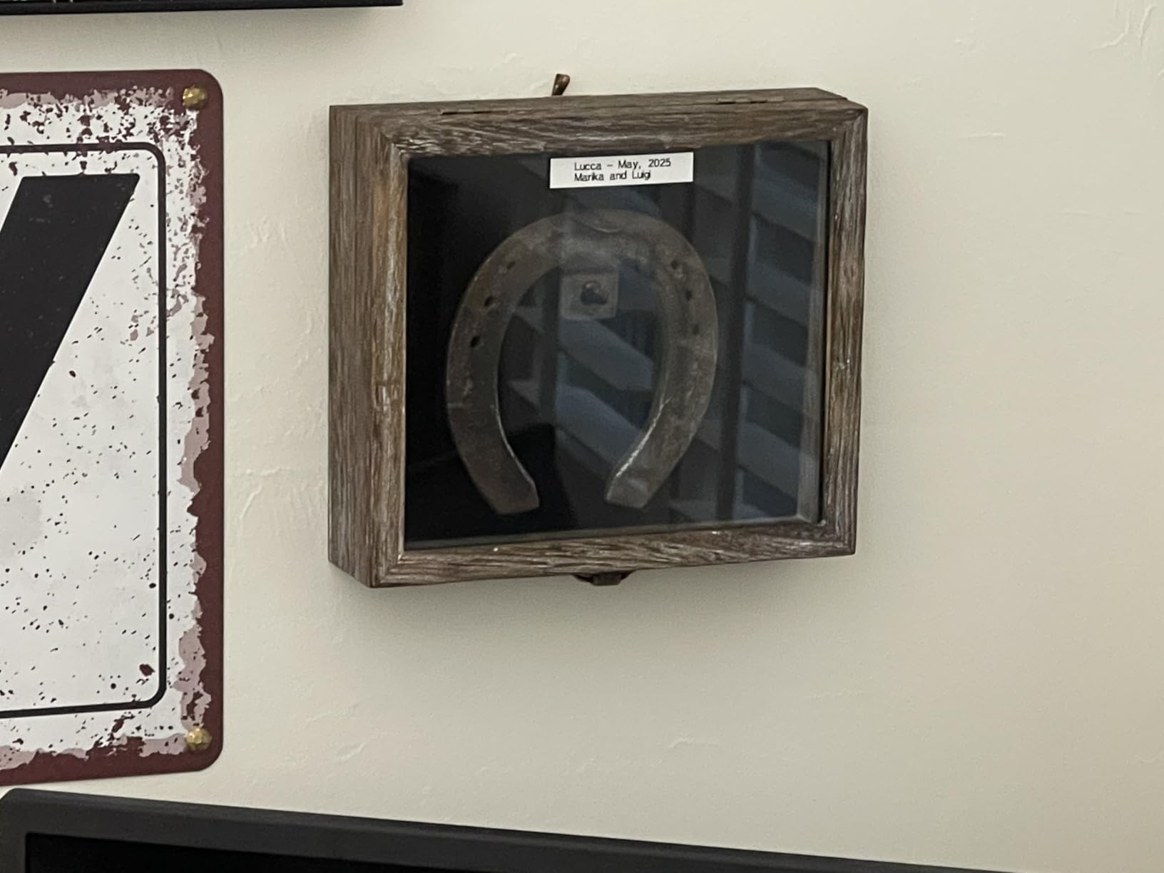 MOOCA Tempered-Glass Top Small Wooden Jewelry Display Case with Removable Black Luxurious Velvet Jewelry Display Pad, Deeper 2.2