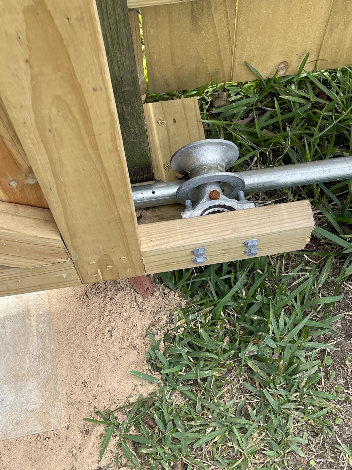 Mini Cantilevered Gate Rollers, Fits 2-3/8