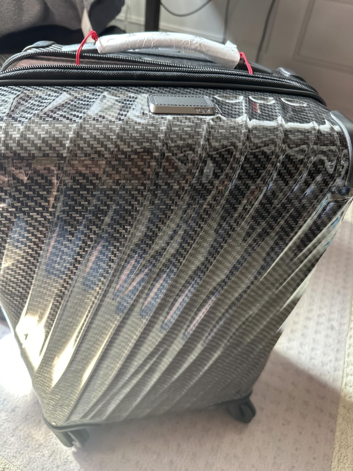 19 Degree Lite 4 Wheel Luggage - Lightweight and Highly Durable, Modern Contour, Hard Shell Suitcase - 21.75