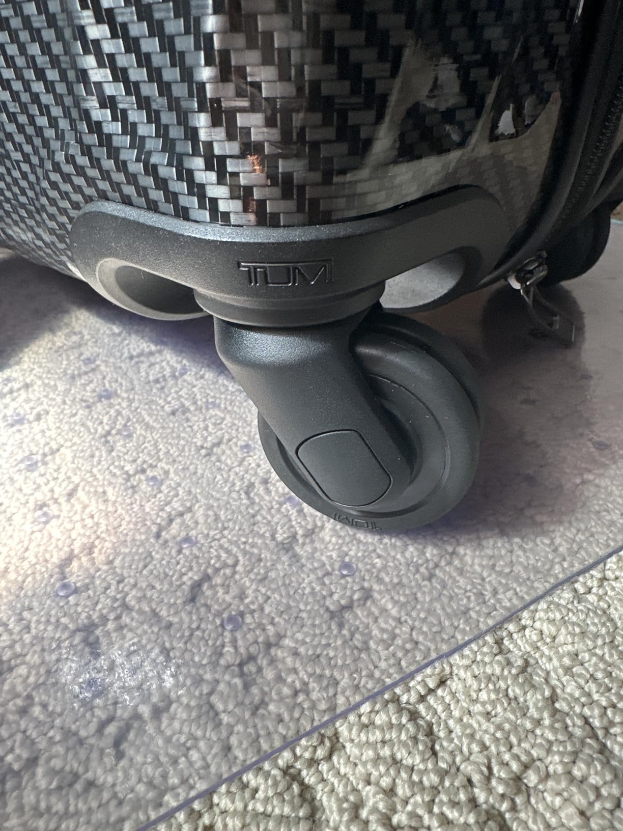 19 Degree Lite 4 Wheel Luggage - Lightweight and Highly Durable, Modern Contour, Hard Shell Suitcase - 21.75