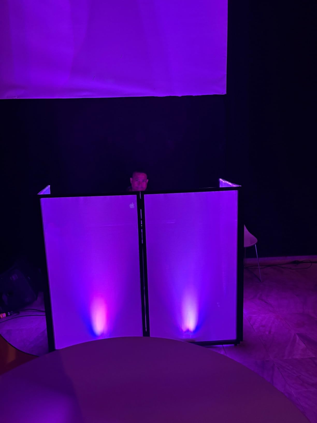 Rockville 8 Pack MINI RF4 V2 Black LED Par Wash Up Lights with Charging Case, RGBWA+UV, App, Wireless DMX, Rechargeable, Perfect for DJ/Events customer photo 1