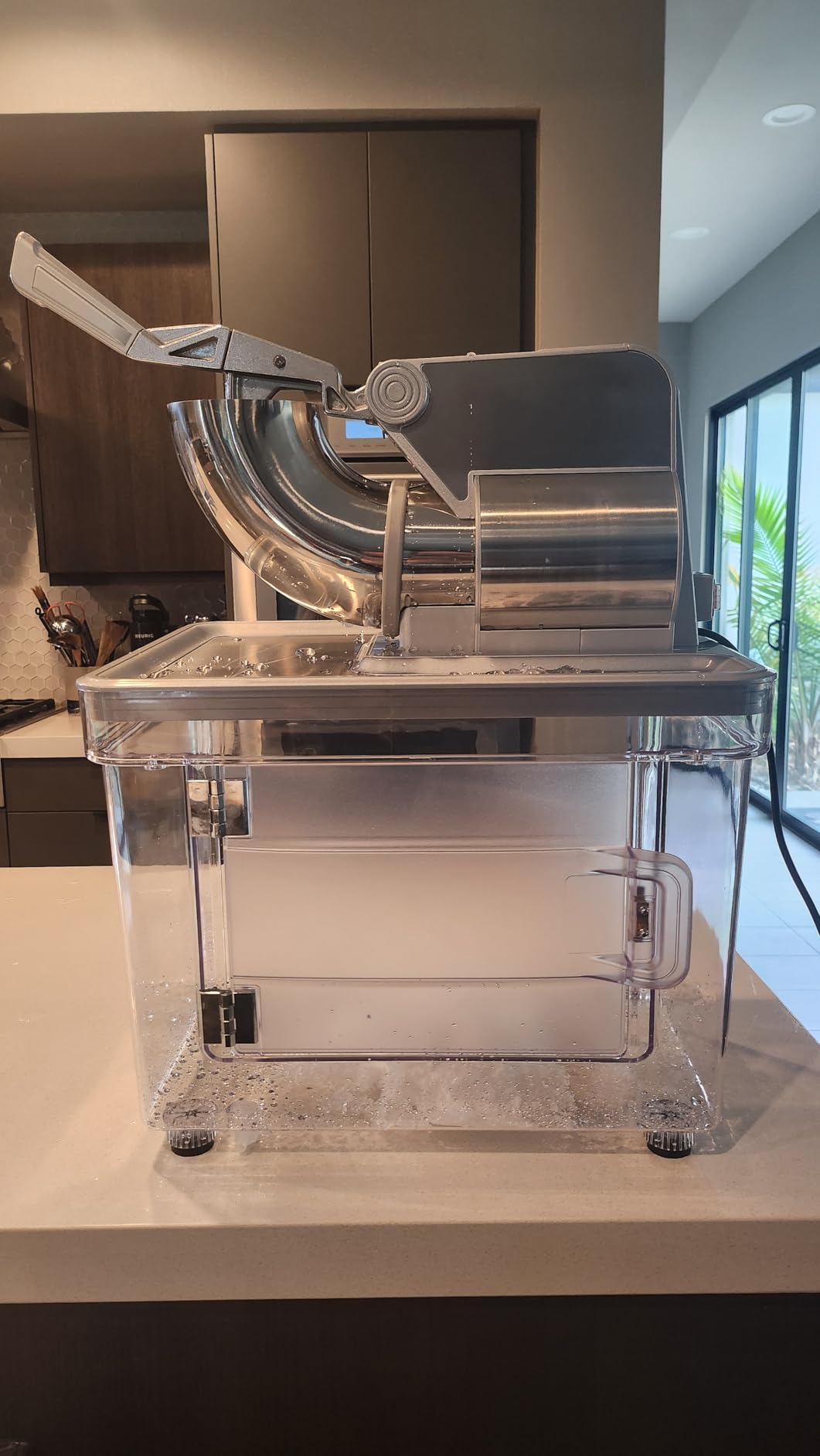 Snow Cone Machine 700lbs/h, Shaved Ice Machine Commercial 40L, Electric Ice Crusher Shaver Stainless Steel with Dual Blades for Restaurant Bar customer photo 2