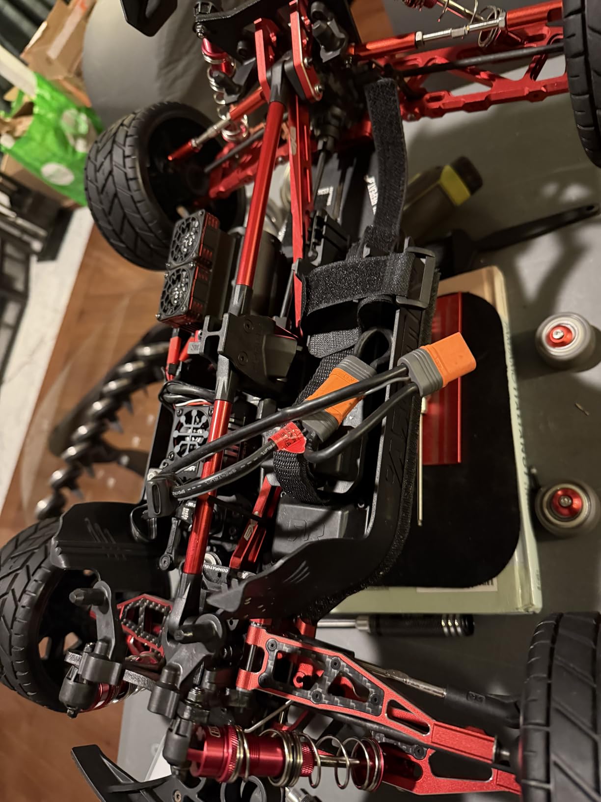 ARRMA RC Truck 1/8 KRATON 4X4 6S BLX BRUSHLESS V6 Speed Truck RTR customer photo 1