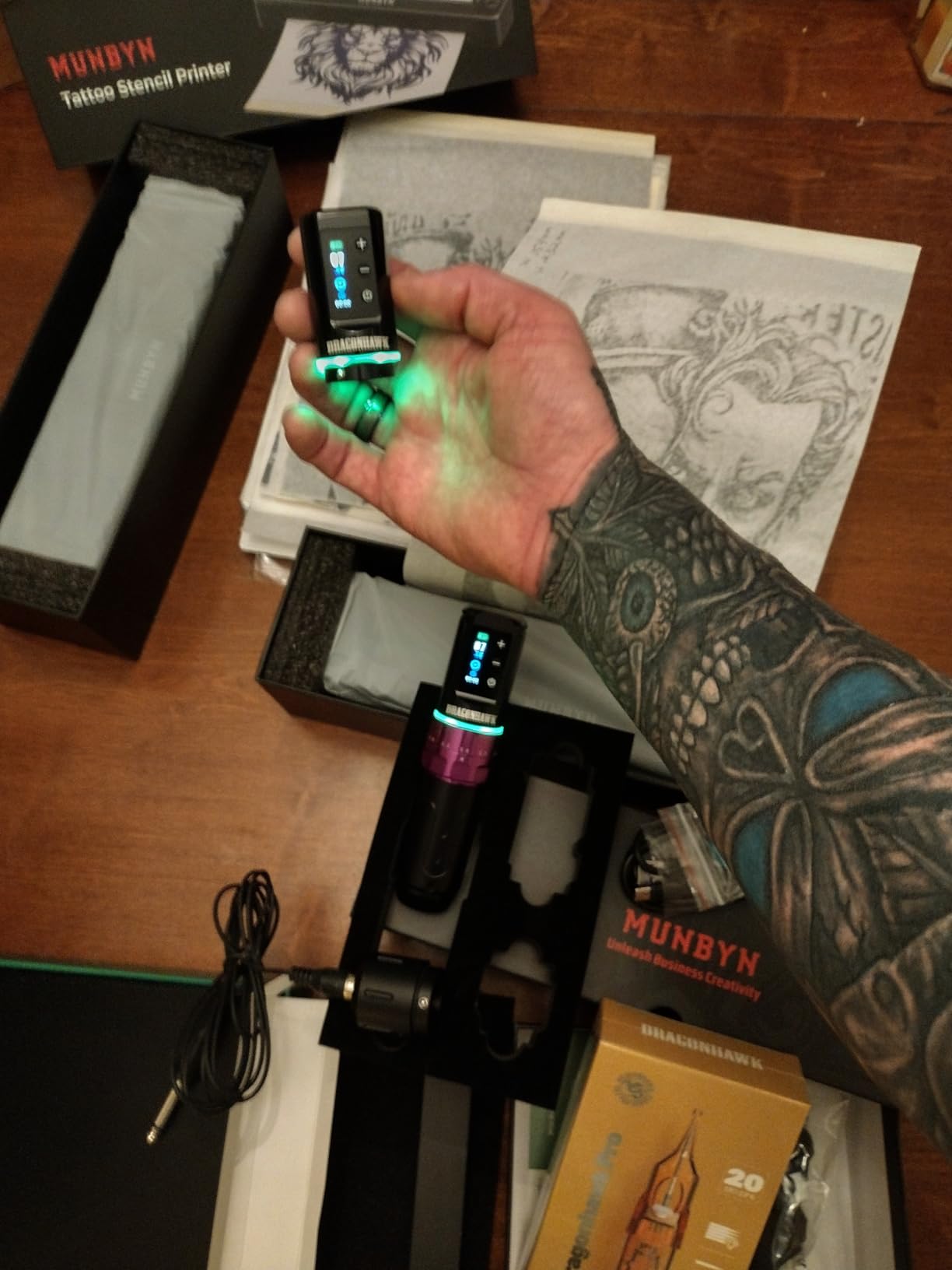 MUNBYN Tattoo Stencil Printer ITP06, 300DPI Wireless Thermal Tattoo Printer with 20 Transfer Papers, Tattoo Printers Compatible with Smartphone & PC customer photo 2