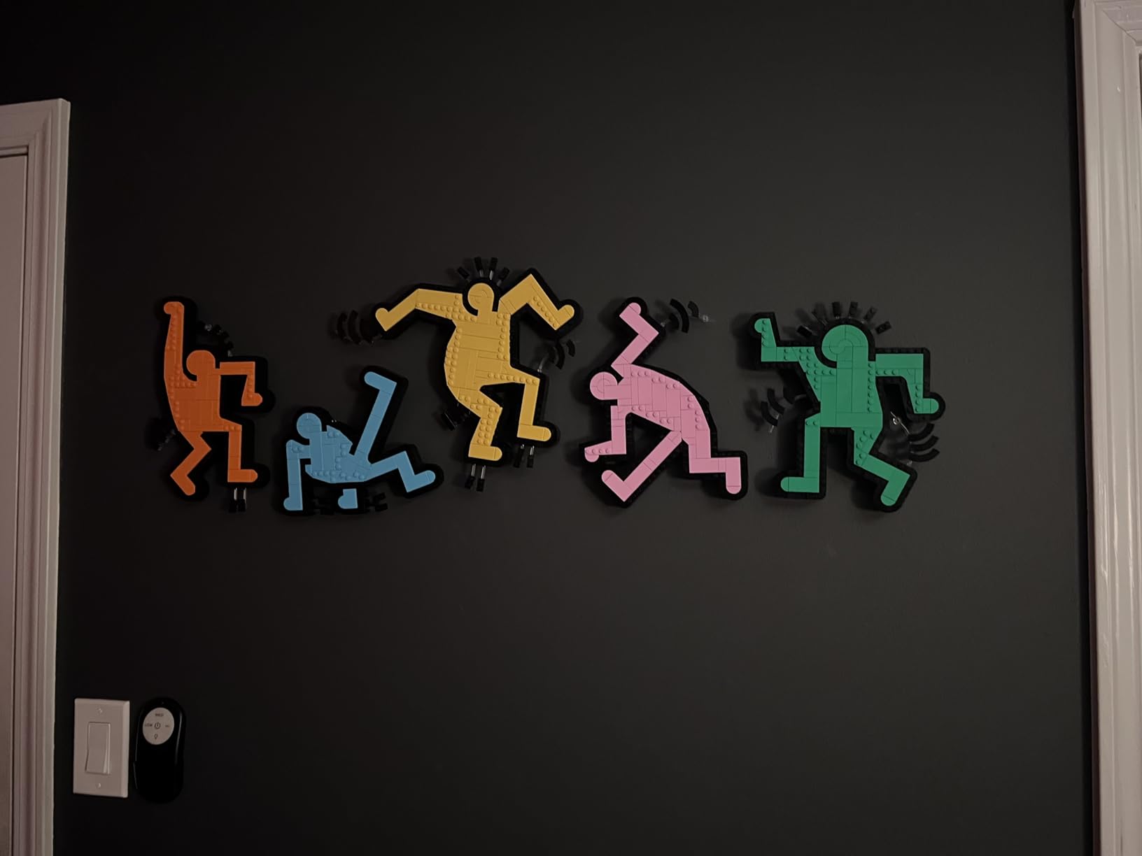 LEGO Art Keith Haring - Dancing Figures - Home Decor Building Set for Adults - Wall Art Decor - Gift Idea for Men, Women who Enjoy DIY Arts and Crafts - 31216 customer photo 1