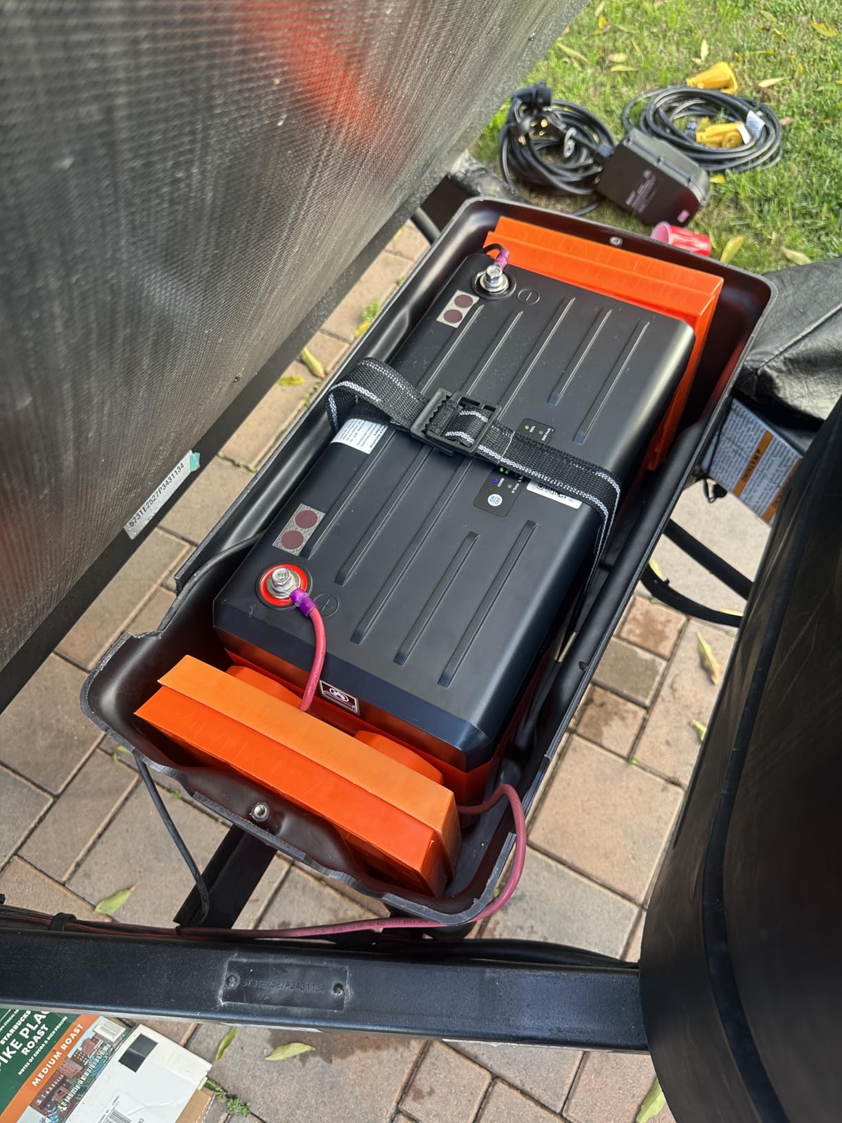 ECO-WORTHY 12V 300AH LiFePO4 Lithium Battery Bluetooth with SOC LEDs, Low Temp Protection, 3840WH, 200A BMS Up to 15000 Deep Cycle for Off-Grid, RV, Solar Power System, HomeBackup customer photo 1