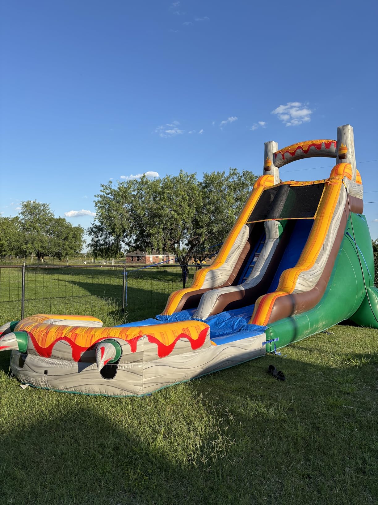 HeroKiddo T-Rex Inflatable Water Slide with Detachable Pool and Blower, 18 ft Tall Commercial Grade Single Lane Slide for Kids and Adults, Backyard Summer Water Play, Outdoor Use customer photo 2