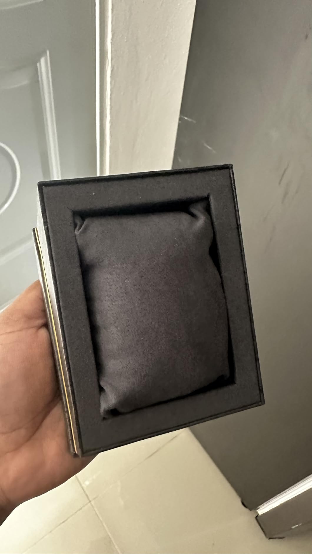 Bulova Men's Classic Sutton 3-Hand Calendar Quartz Leather Strap, Patterned Dial, Sapphire Crystal, 29 x 41mm customer photo 2