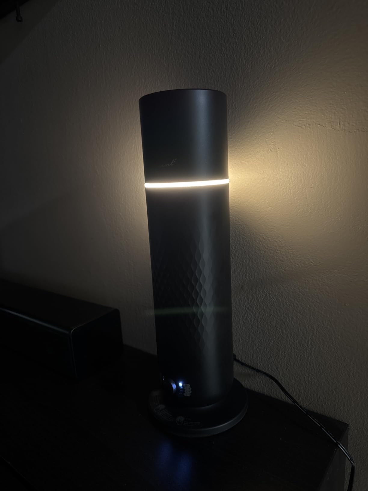 The AirScent Waterless Diffuser - Cold Air Scent Diffuser Oil Machine for Homes Offices Hotels and Spas - Aromatherapy Diffuser for Aesthetic Scenting - White - 4.05 Oz - Fragrance Oil Not Included customer photo 1