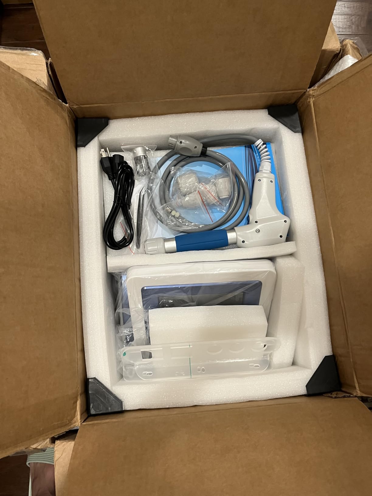 Shockwave Therapy Machine, Extracorporeal Shock Wave Therapy Device for Pain Relief, Muscle and Bone Tissue Regeneration, ESWT Shockwave Therapy, Non-Invasive customer photo 1