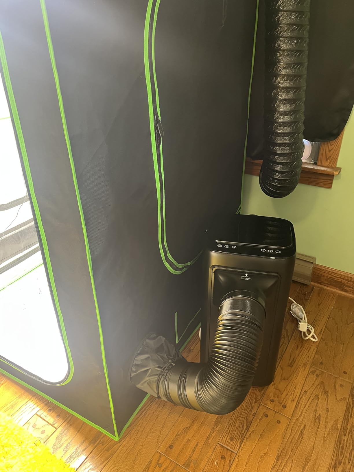 VIVOSUN AeroLush C08 Smart Air Conditioner, 8000BTU, 4-in-1 Function, with Temperature & Humidity Sensor Probe, Smart Remote Control customer photo 1