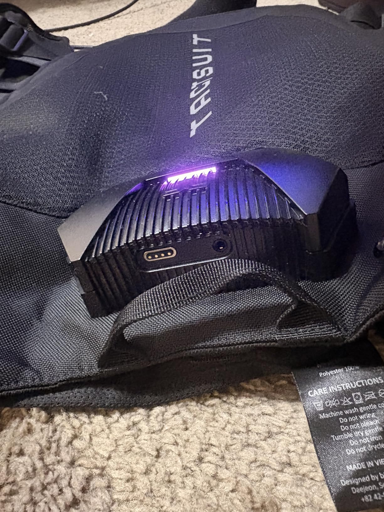 bHaptics TactSuit Pro - Immersive Haptic Vest for VR, PC Gaming, Audio-to-Haptics, Sim Racing - 32 Feedback Motors customer photo 2