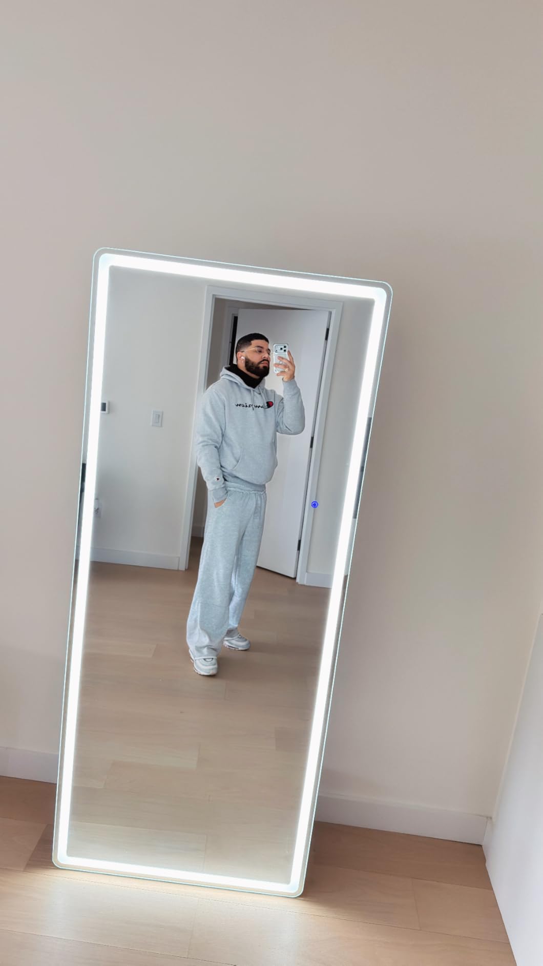GLSLAND 34x76 inch Full Length Mirror with Lights - LED Full Body Mirrors Stepless Dimmable 3 Color Lighting Floor Standing Hanging for Bedroom Cloakroom, White customer photo 2