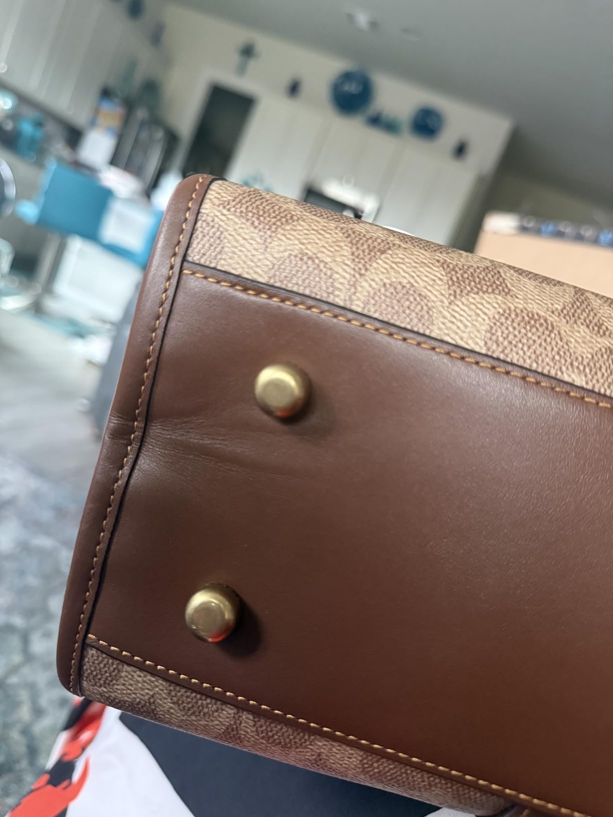 COACH Men's Wesley Tote customer photo 1