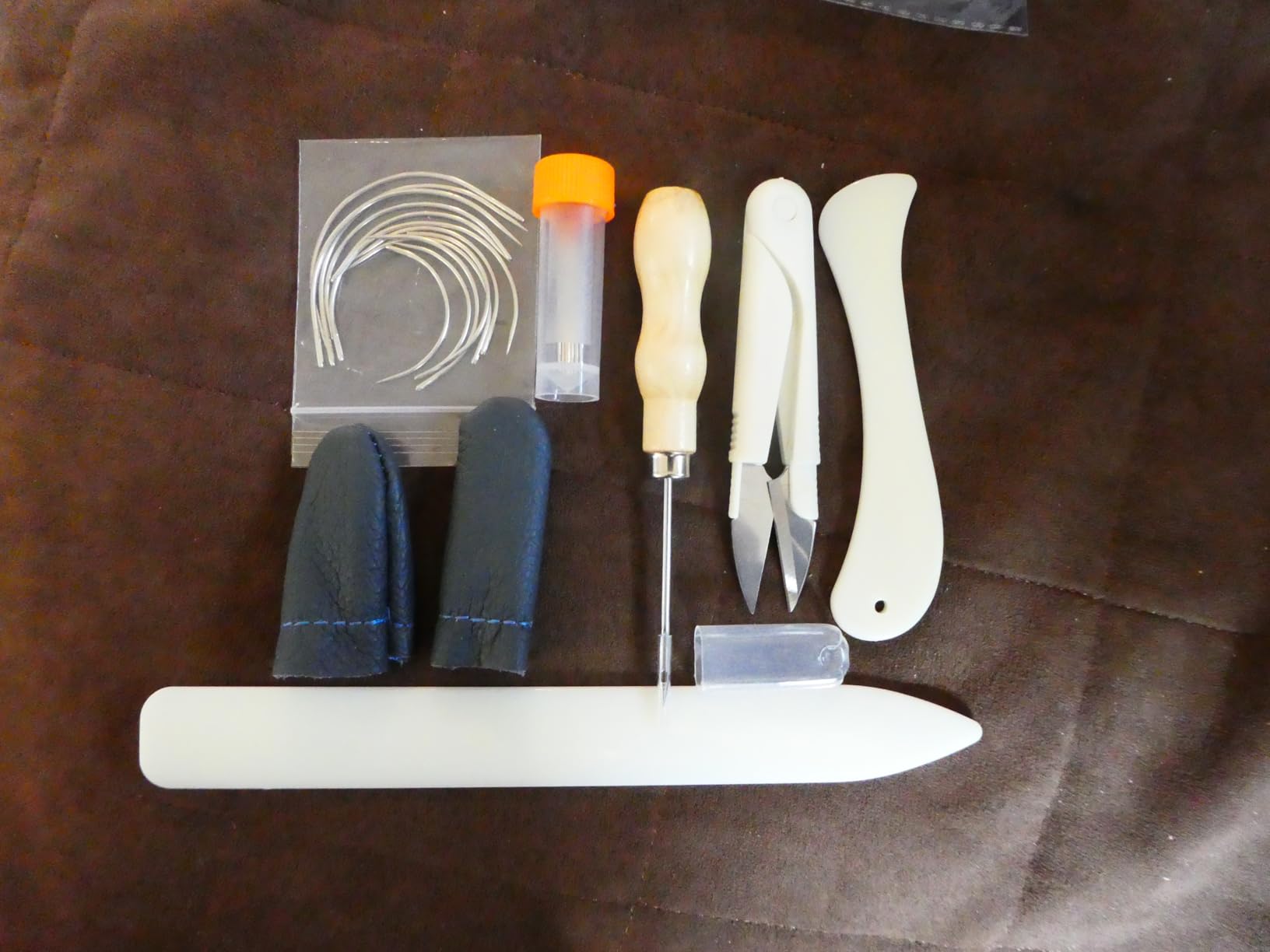 Wooden Book Press - 14.7x11.4 Large Craft Press with Comfort Grip Handle & Non-Slip Round Foot Pads customer photo 1