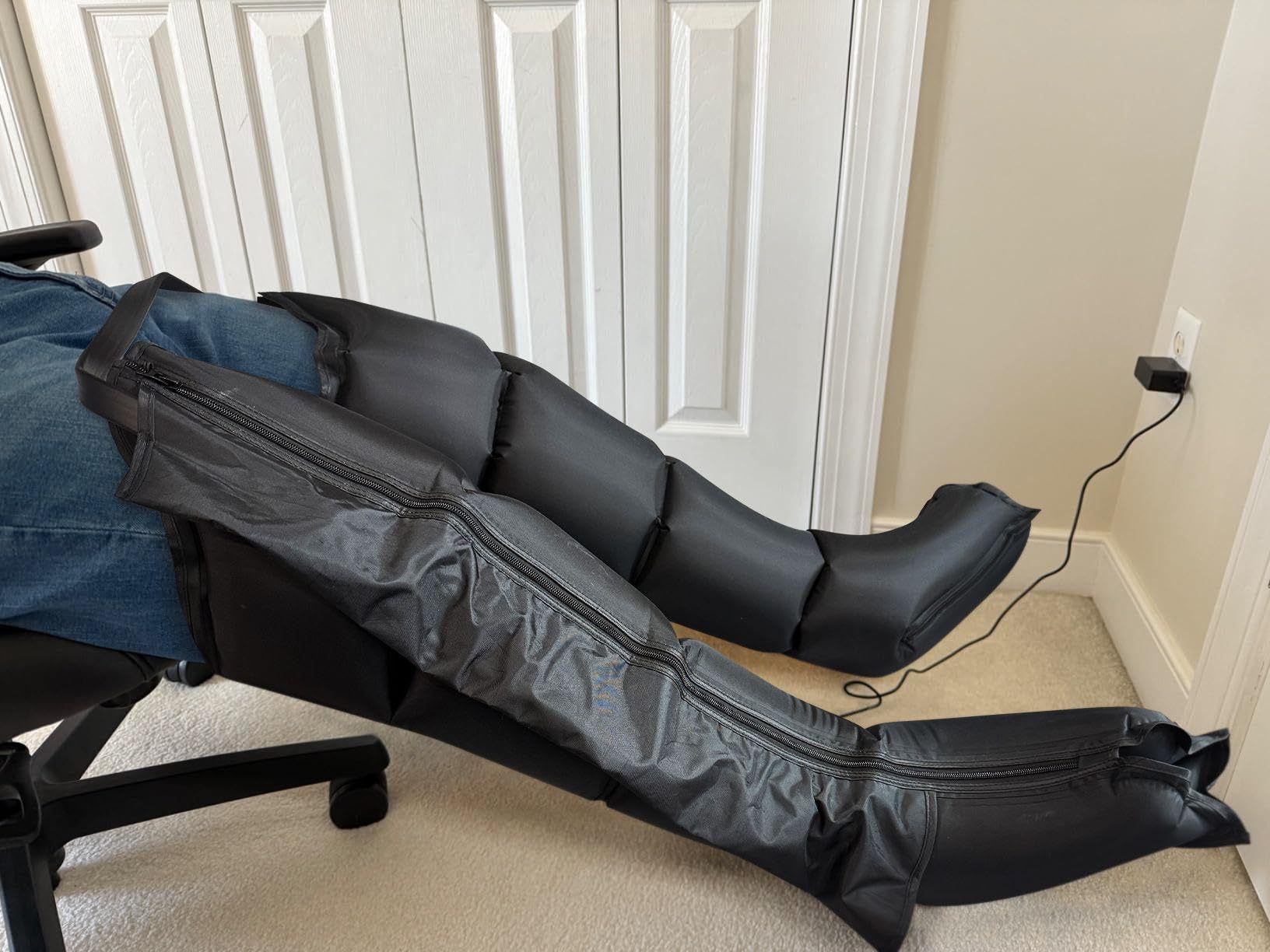 YINGGG Air Leg Massager with Compression: Professional Full Compression Boots with Adjustable 9 Intensities, Leg Massager for Circulation and Fatigue Relief for Post-Workout (Medium) customer photo 2