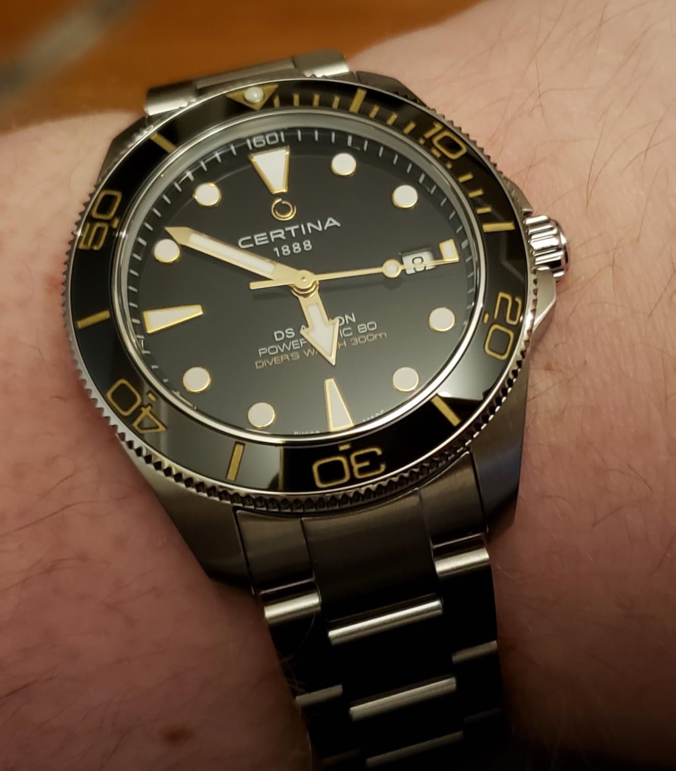 Certina Mens DS Action Gent 40.5mm Steel Automatic Powermatic 80 Nivachron Date Watch Black (C0484071105101) customer photo 1