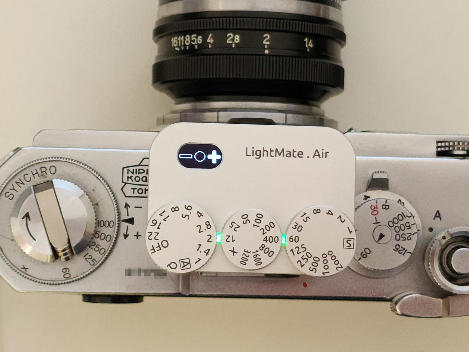 LightMate AirPro Light Meter Photography, 35°Wide-Angle Reflective Digital Exposure Meter, Rechargeable 20H Battery Life, 3 Dials Retro Exposure Indicator, for Leica & Other Film Cameras, Silver Metal customer photo 1