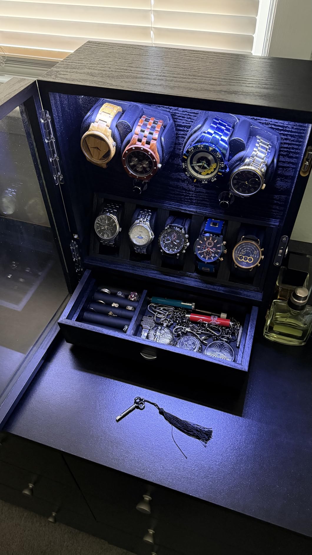 Oryx Watch Winder for 4/6/9 Automatic Watches, Rotating Watch Box 5 Rotation Modes Display Case with Extra Watches Holders and Jewelry Storage, Lockable Winders LED Light USB/AC Powered Mabuchi Motor customer photo 2