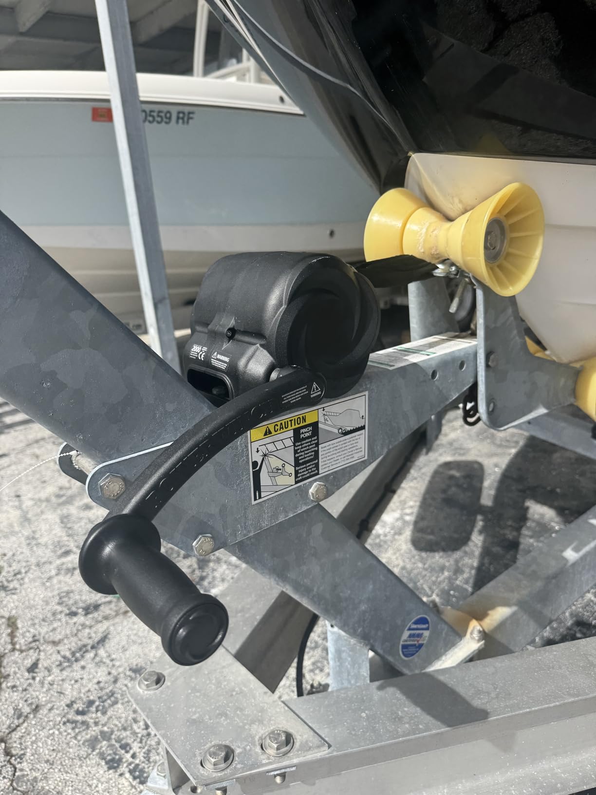 Powerwinch Premier Series 2000 Manual Trailer Winch for Boat Trailers, 2000 lb Capacity, Fully Assembled, Die Cast Aluminum Housing, 20' Strap, Easiest Operation on The Market, 4.75:1 Gear Ratio. customer photo 2
