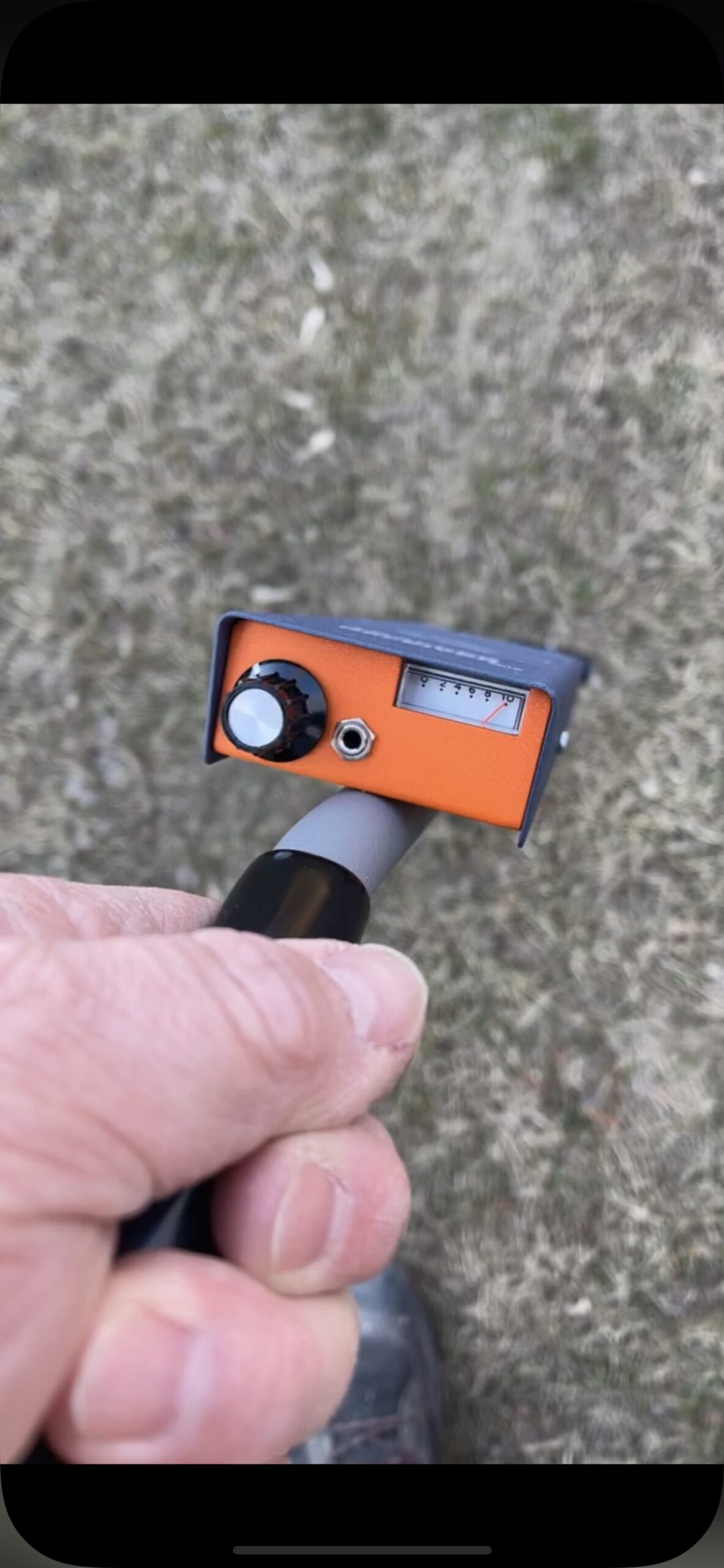 TEMPO 551 Advanced Underground Utility Locator, IP54-rated Underground Wire Locator, Buried Wire Locator, Dual-Frequency Underground Wire Tracer customer photo 1