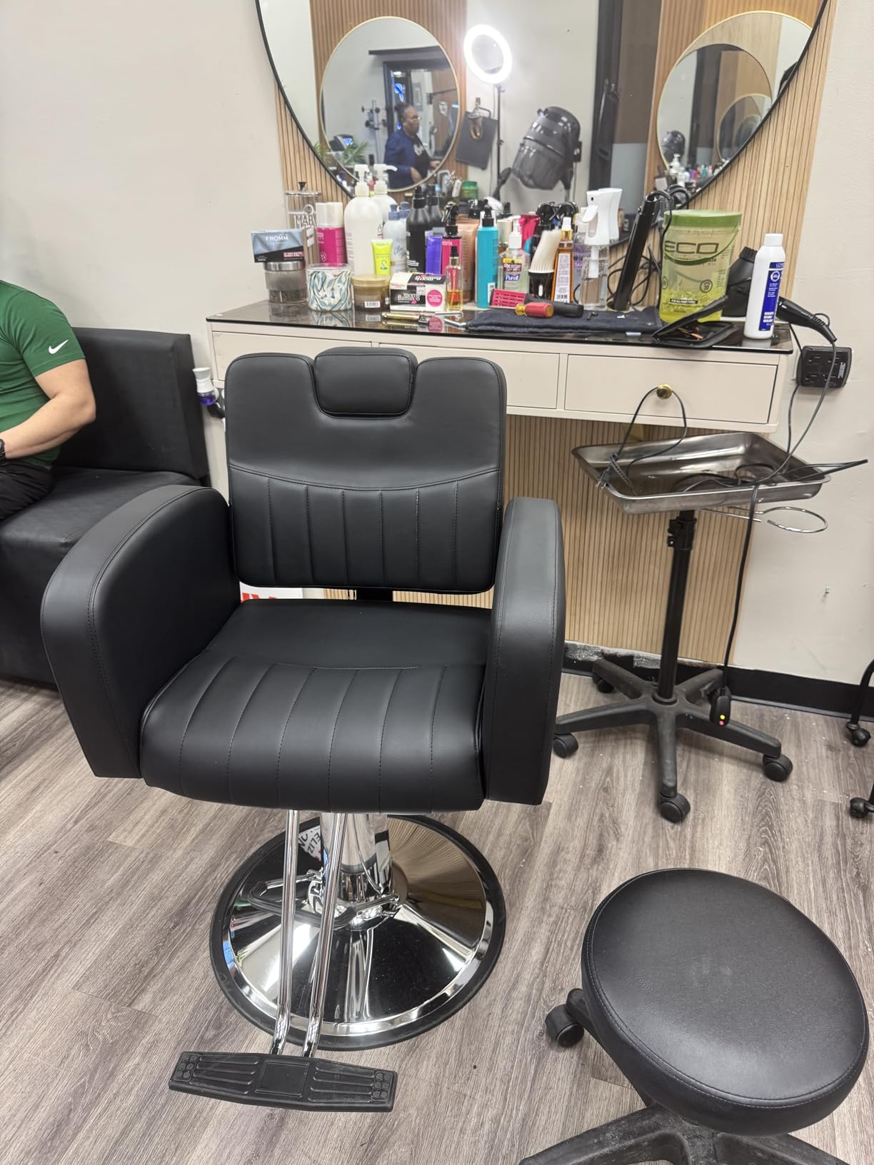 Baasha Premium Silver Reclining Salon Chair with Removable Headrest, All-Purpose Hydraulic Barber Chair, Soft PU Leather, 360° Swivel, 135° Recline, Heavy-Duty Steel Frame, 330 lbs Capacity customer photo 1